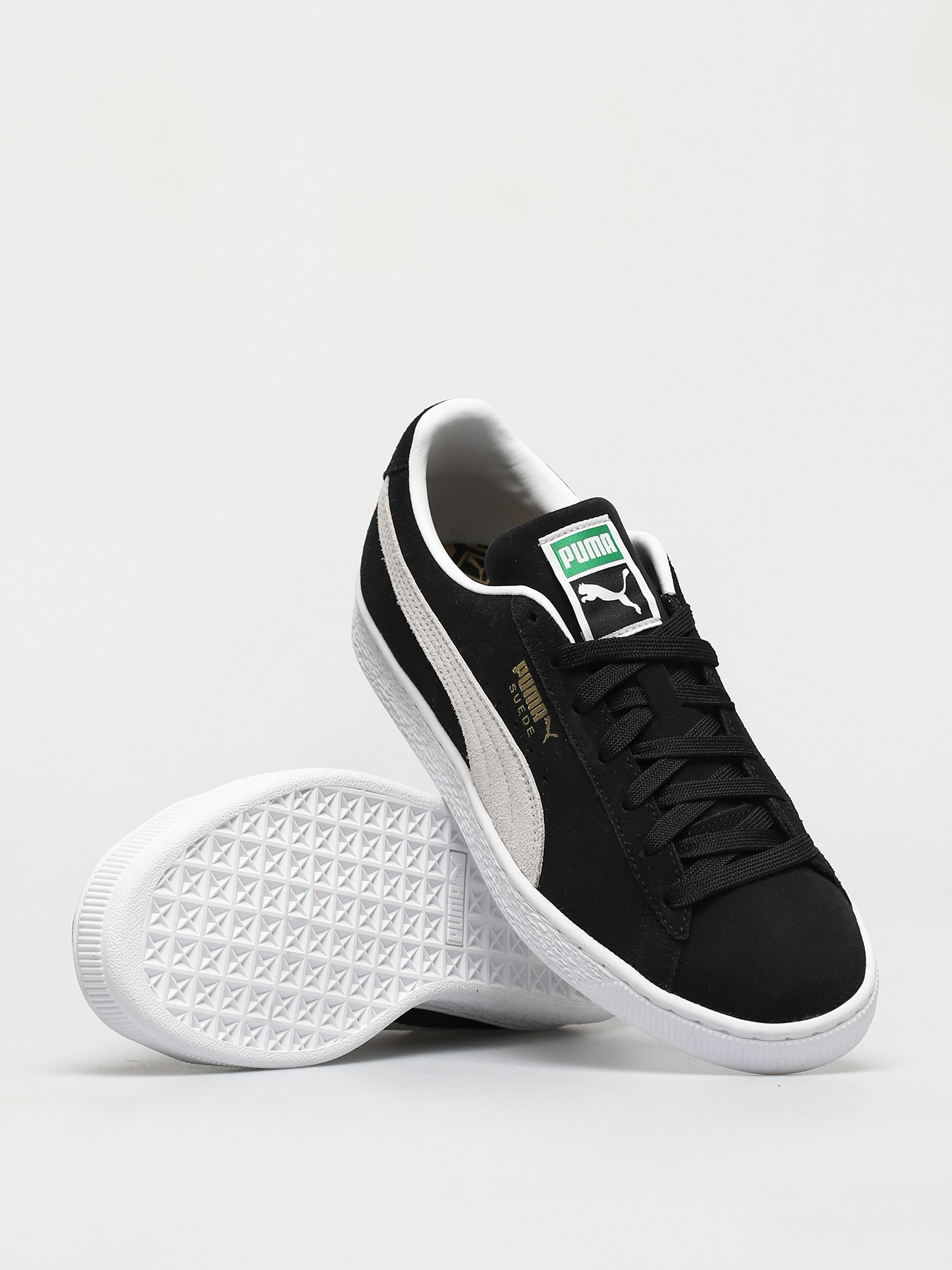 Puma suede classic on sale sneakers in black