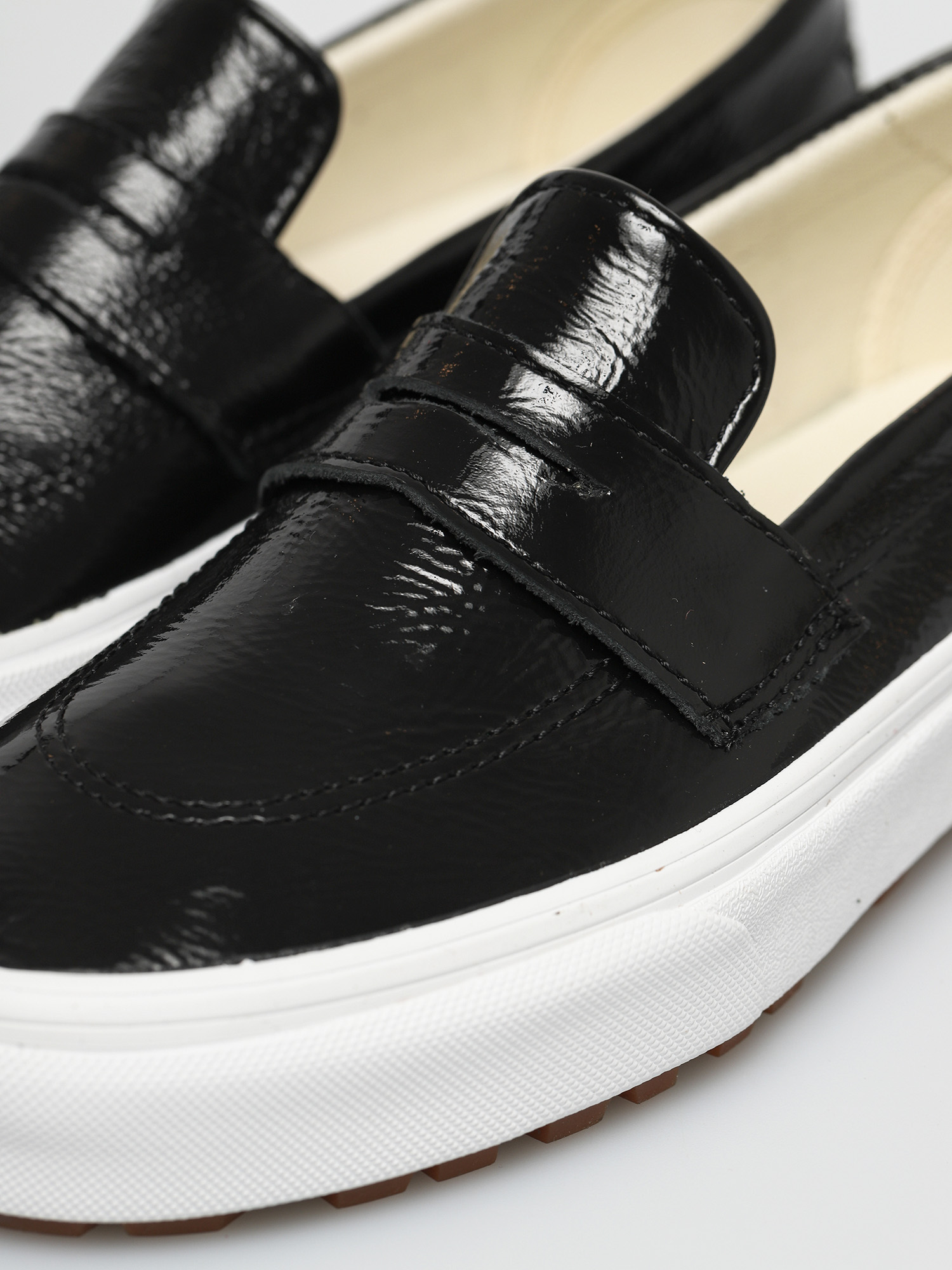Vans Style 53 Shoes (patent black/true white)
