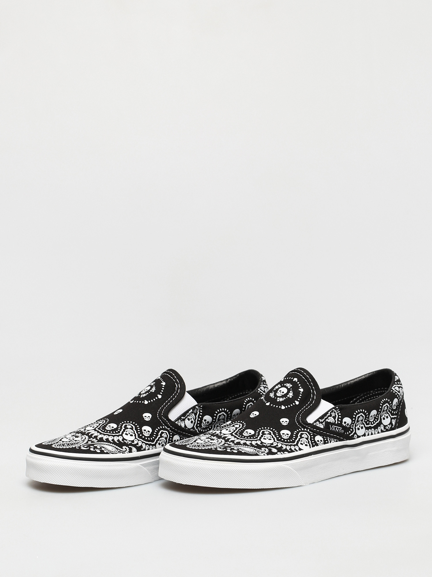 Vans Classic Slip On Schuhe (bandana black/true white)