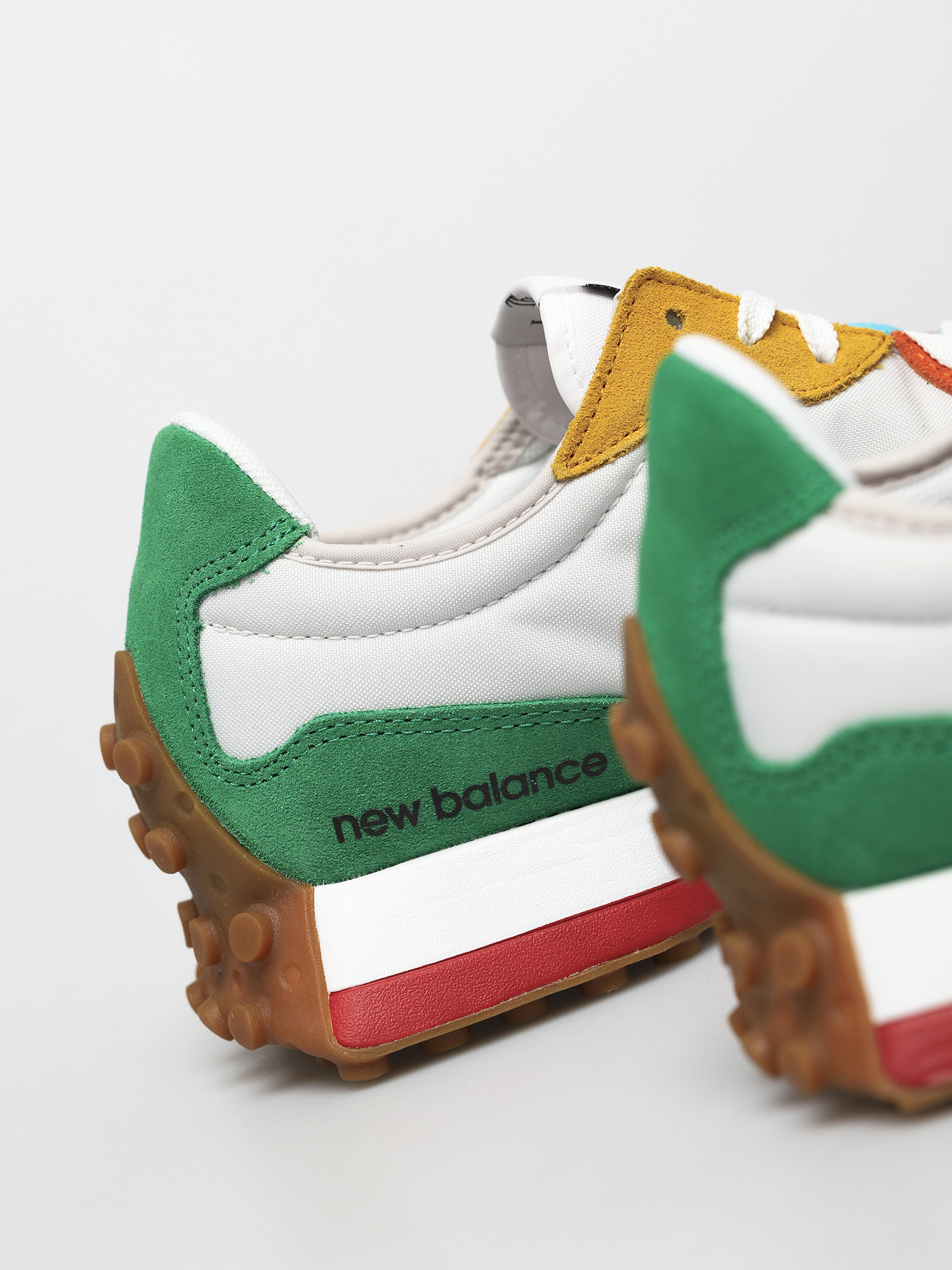 New Balance 327 Shoes (multicolor)