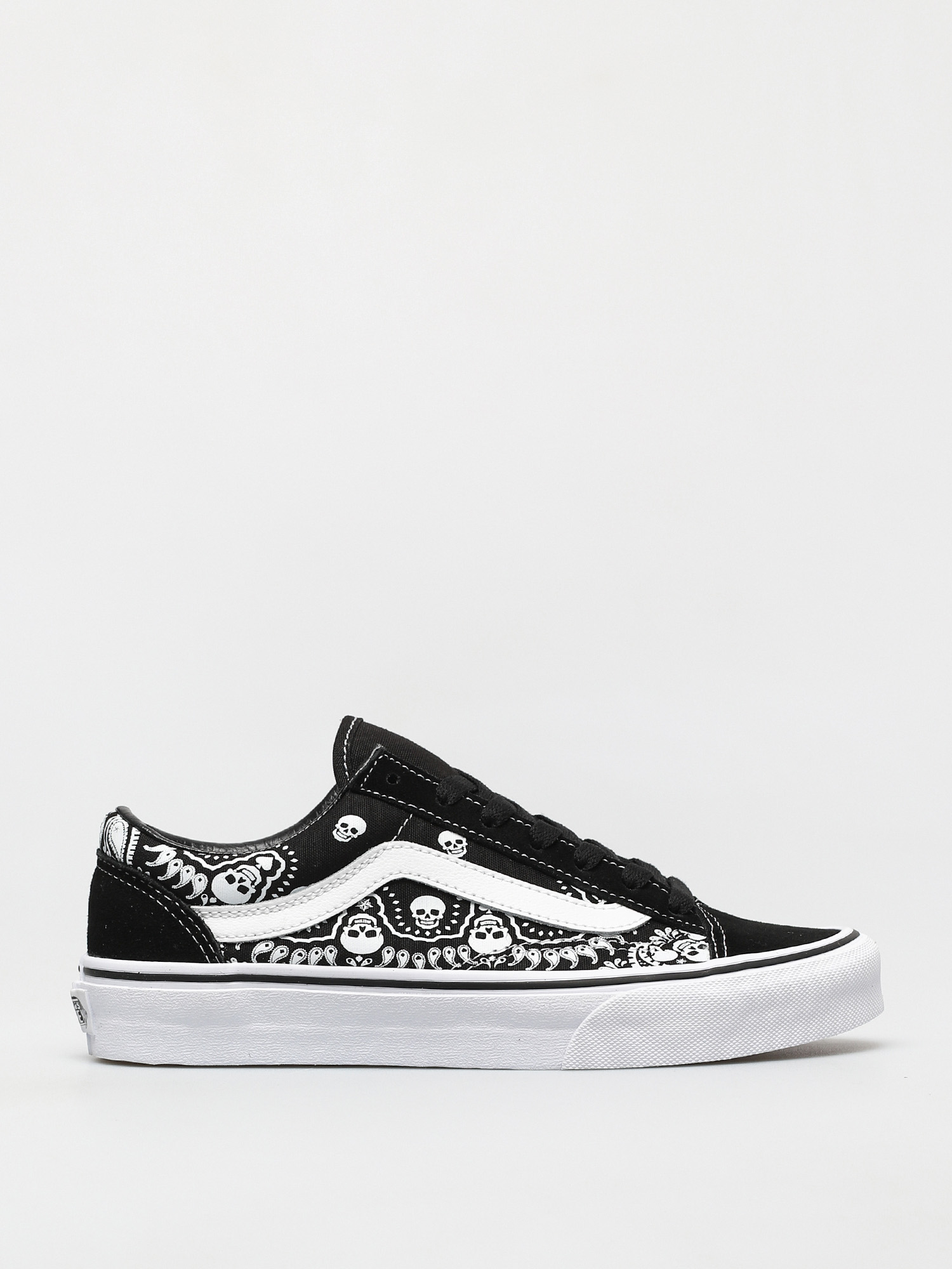 Vans Style 36 Schuhe Schwarz bandana black true white