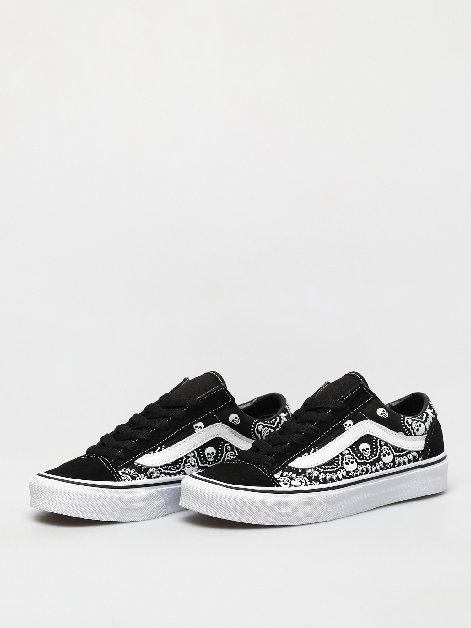 Vans Style 36 Schuhe (bandana black/true white)