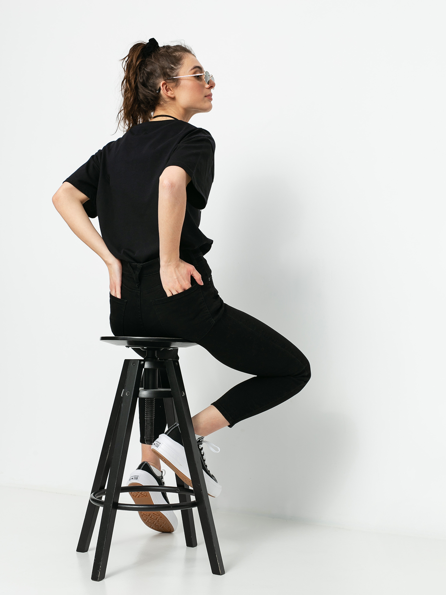 Local Heroes Butterfly Tribal T-shirt Wmn (black)