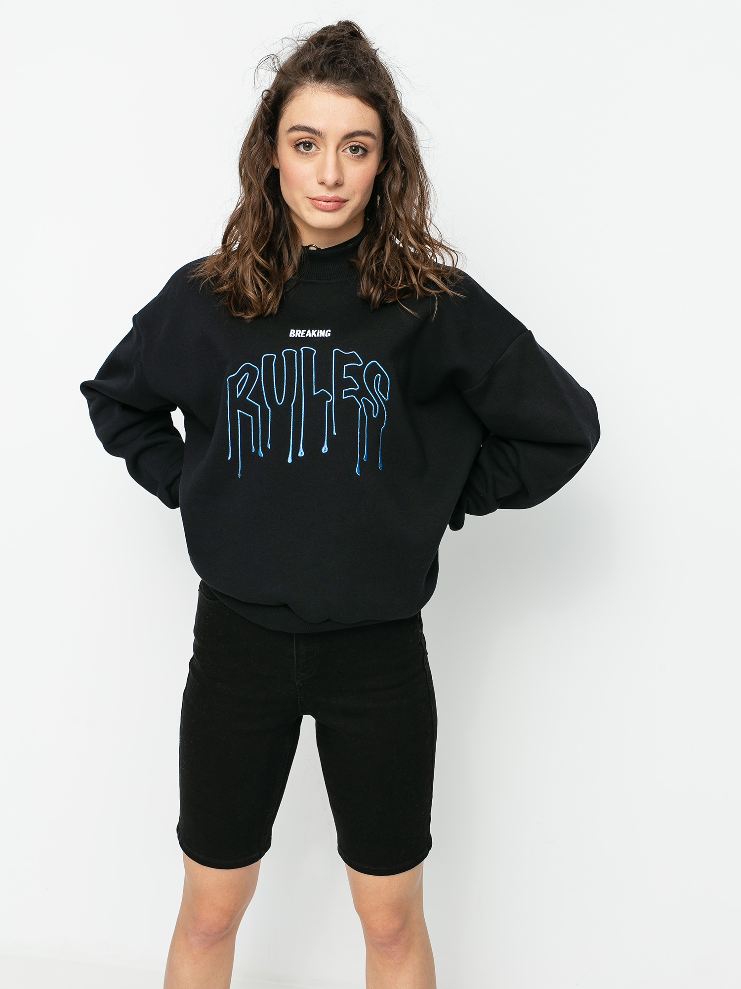 turtleneck crew neck sweatshirt