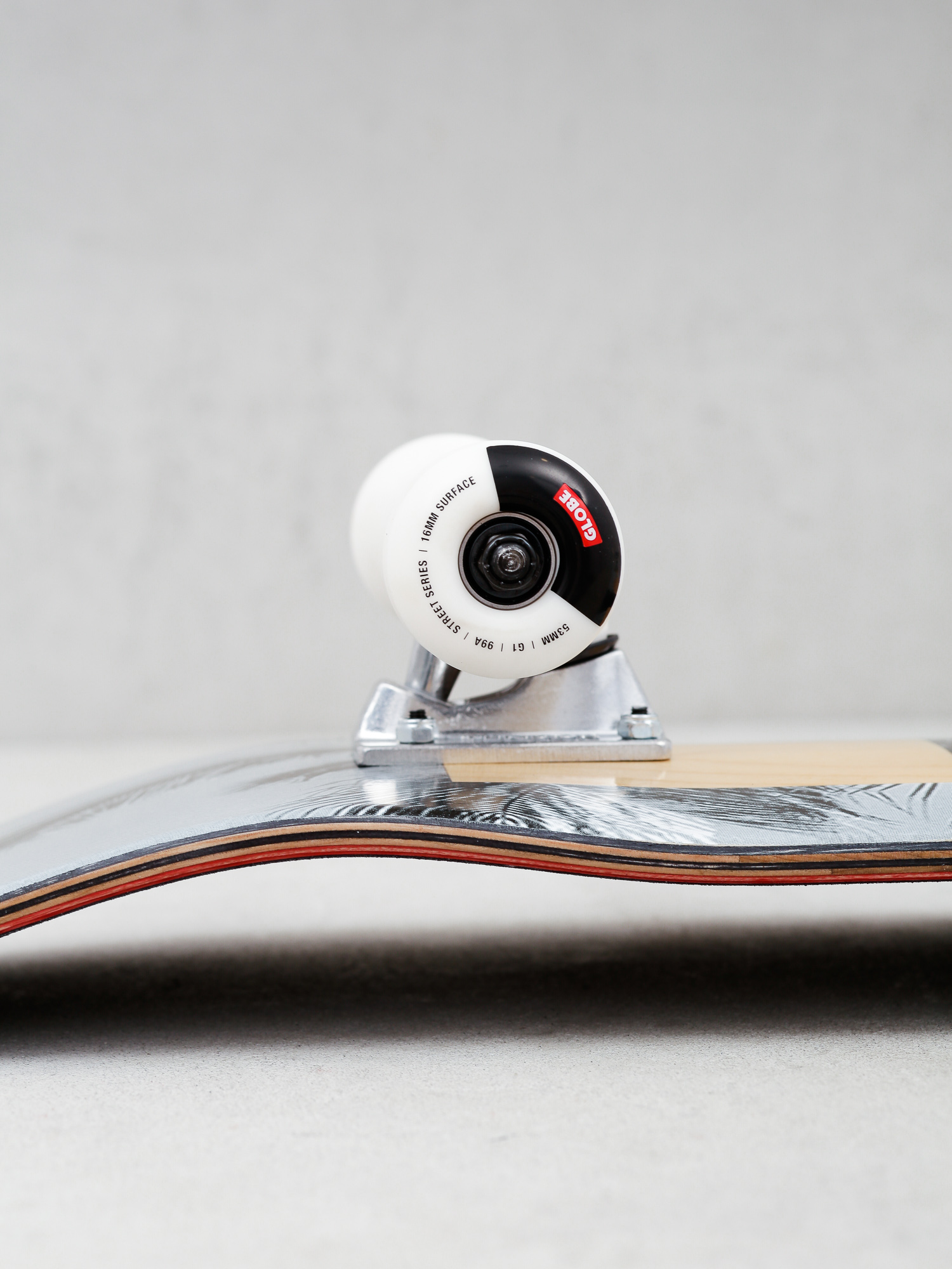 Globe G1 Stack Skateboard (lone palm)