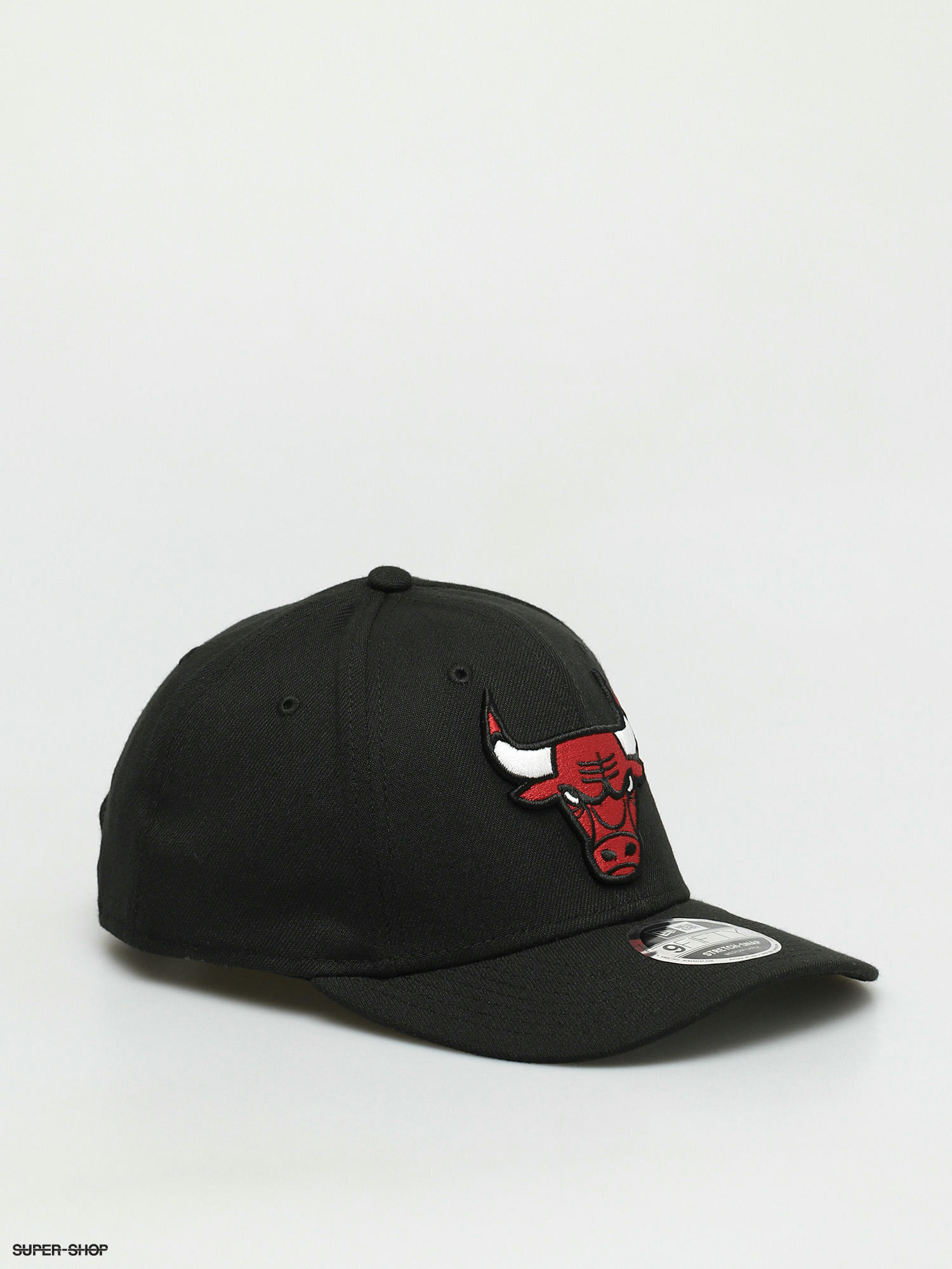 Youth Chicago Bulls Black/Red Santa Cruz Tie-Dye Snapback Hat