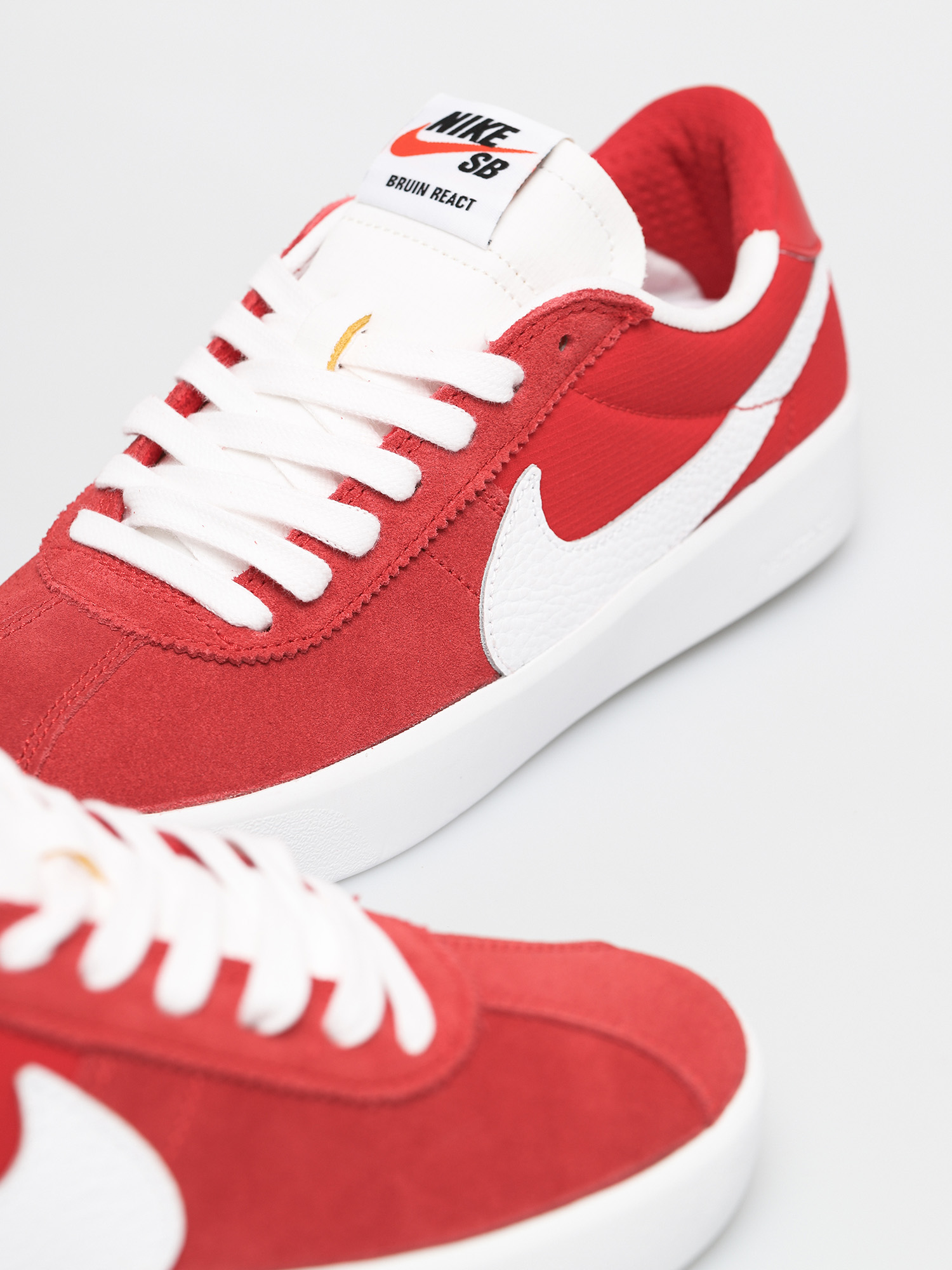 Nike SB Bruin React Shoes (university red/white university red)