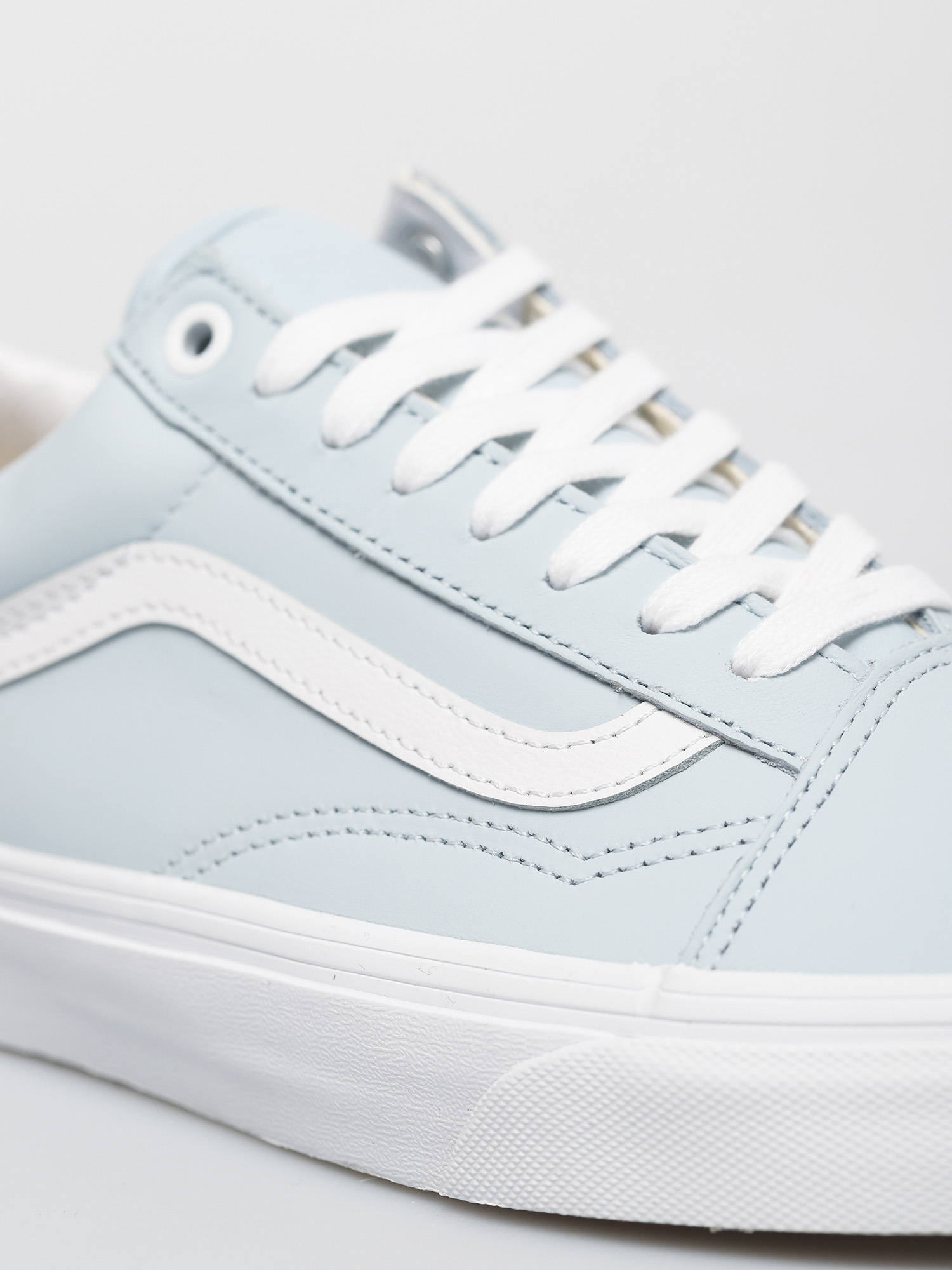 Vans Old Skool Shoes (leather ballad blue/true white)