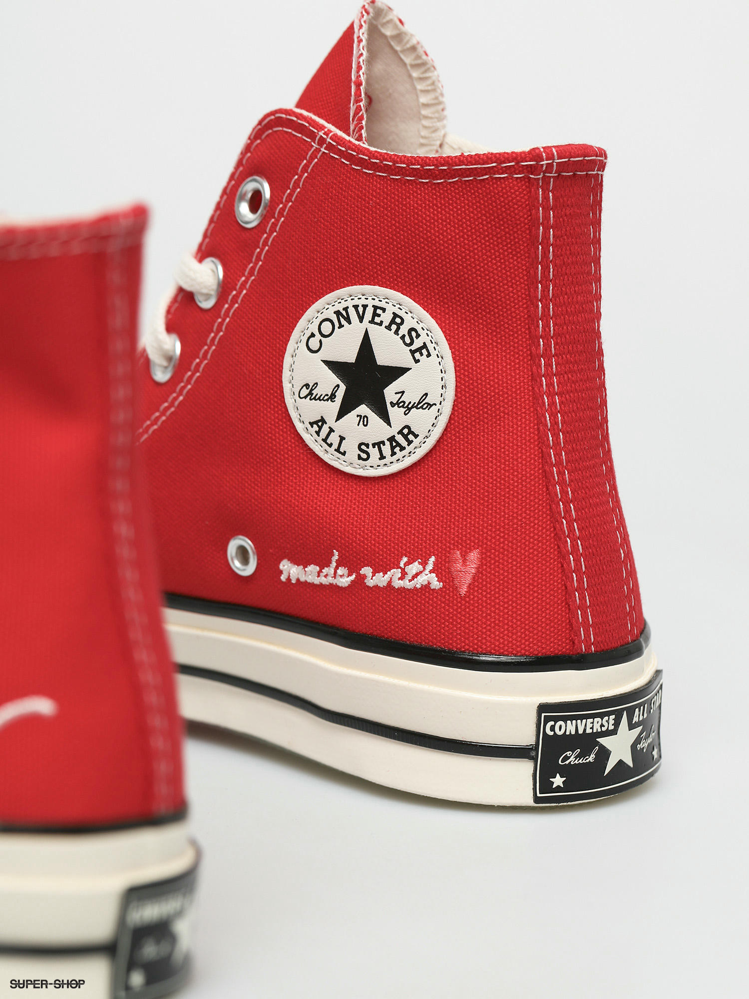 red converse chuck 70