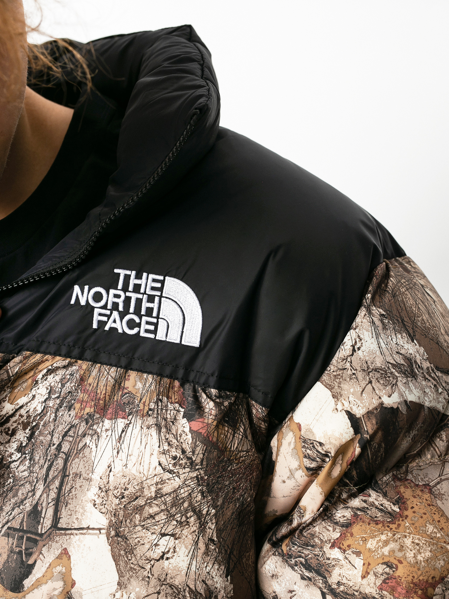 The North Face 1996 Retro Nuptse Jacket (kelp tan forest floor print)