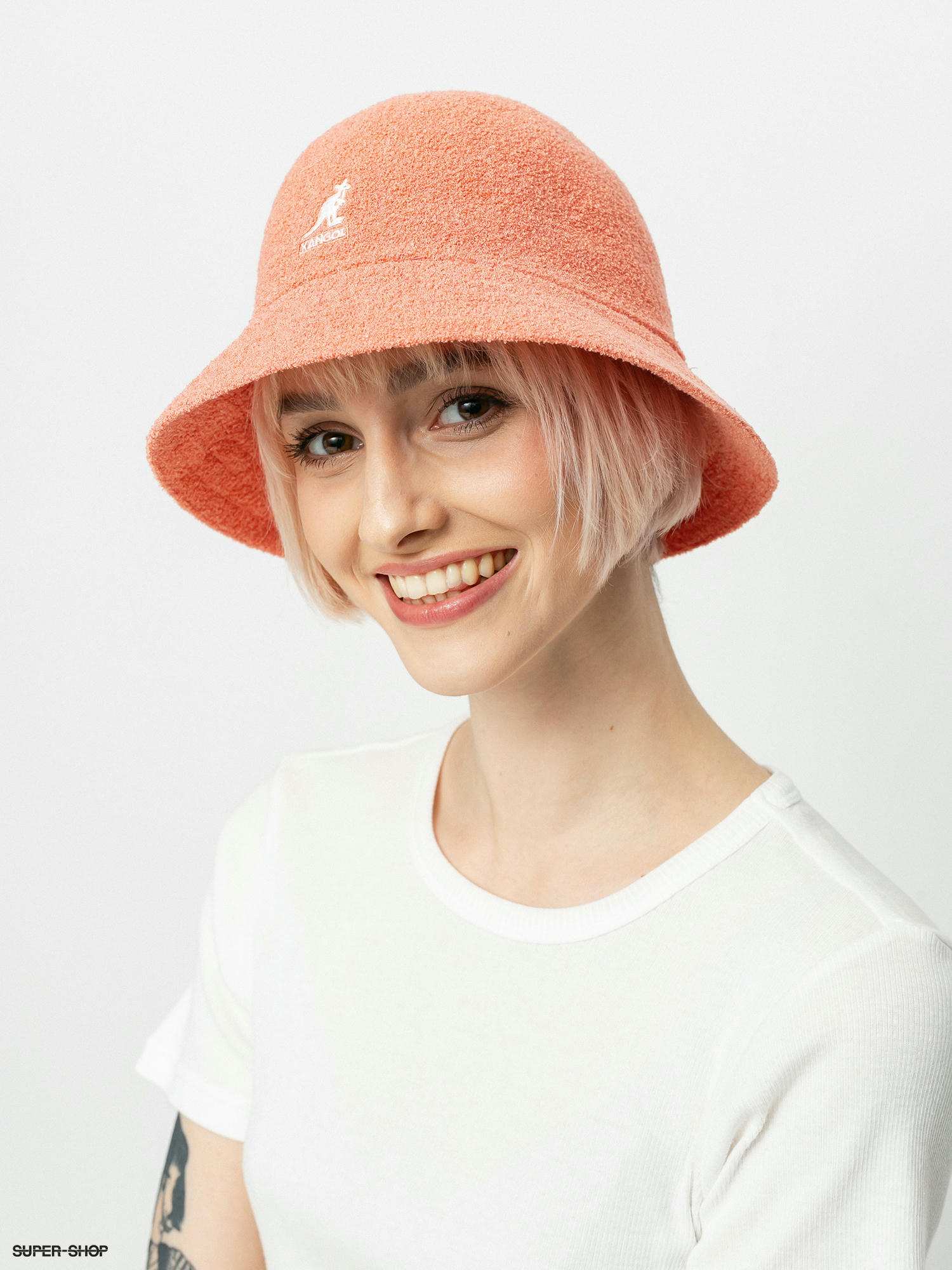 Pink cheap kangol hat