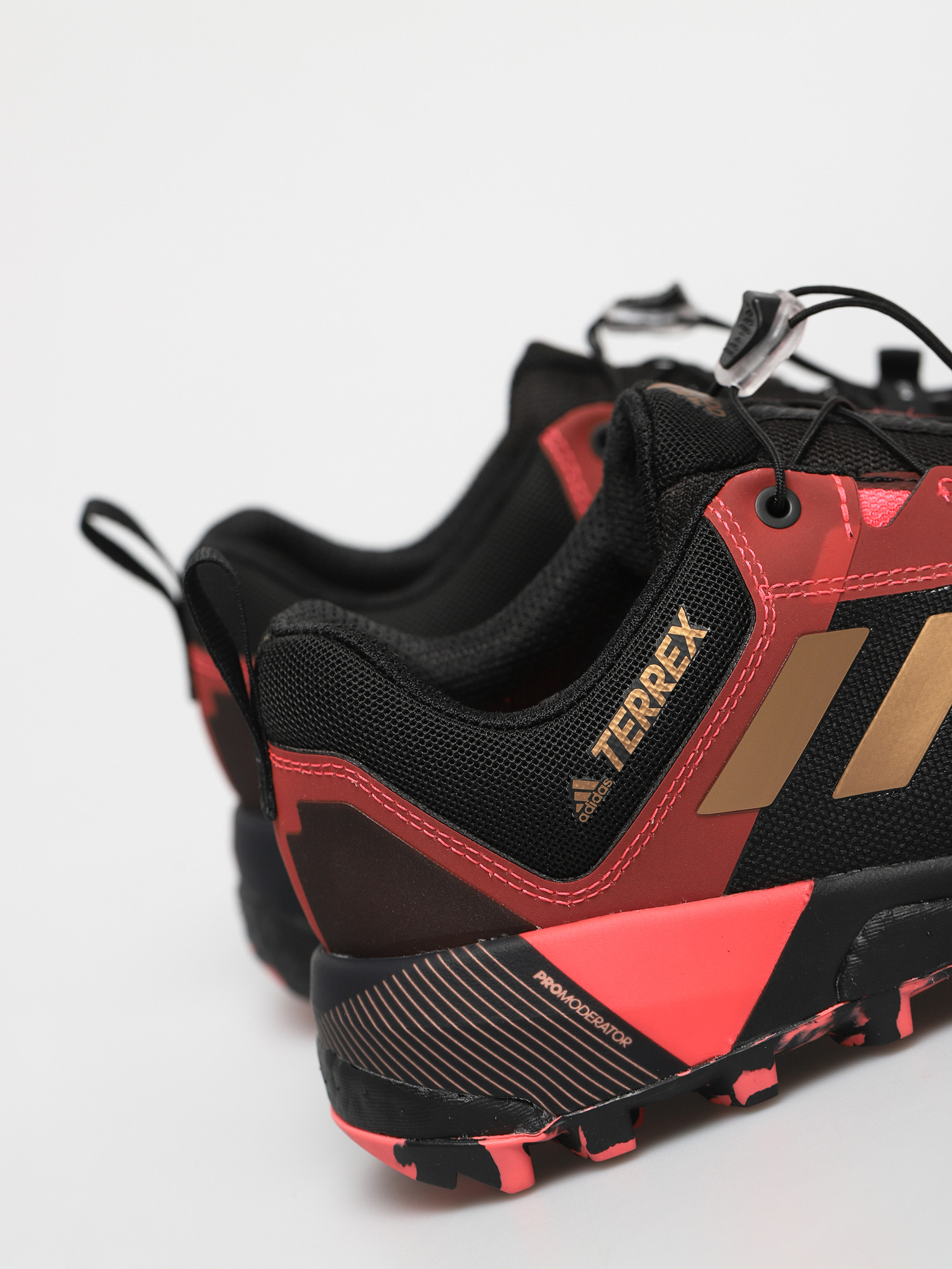 adidas Originals Terrex Skychaser Xt Gtx Shoes (sigpnk/coppmt/cblack)