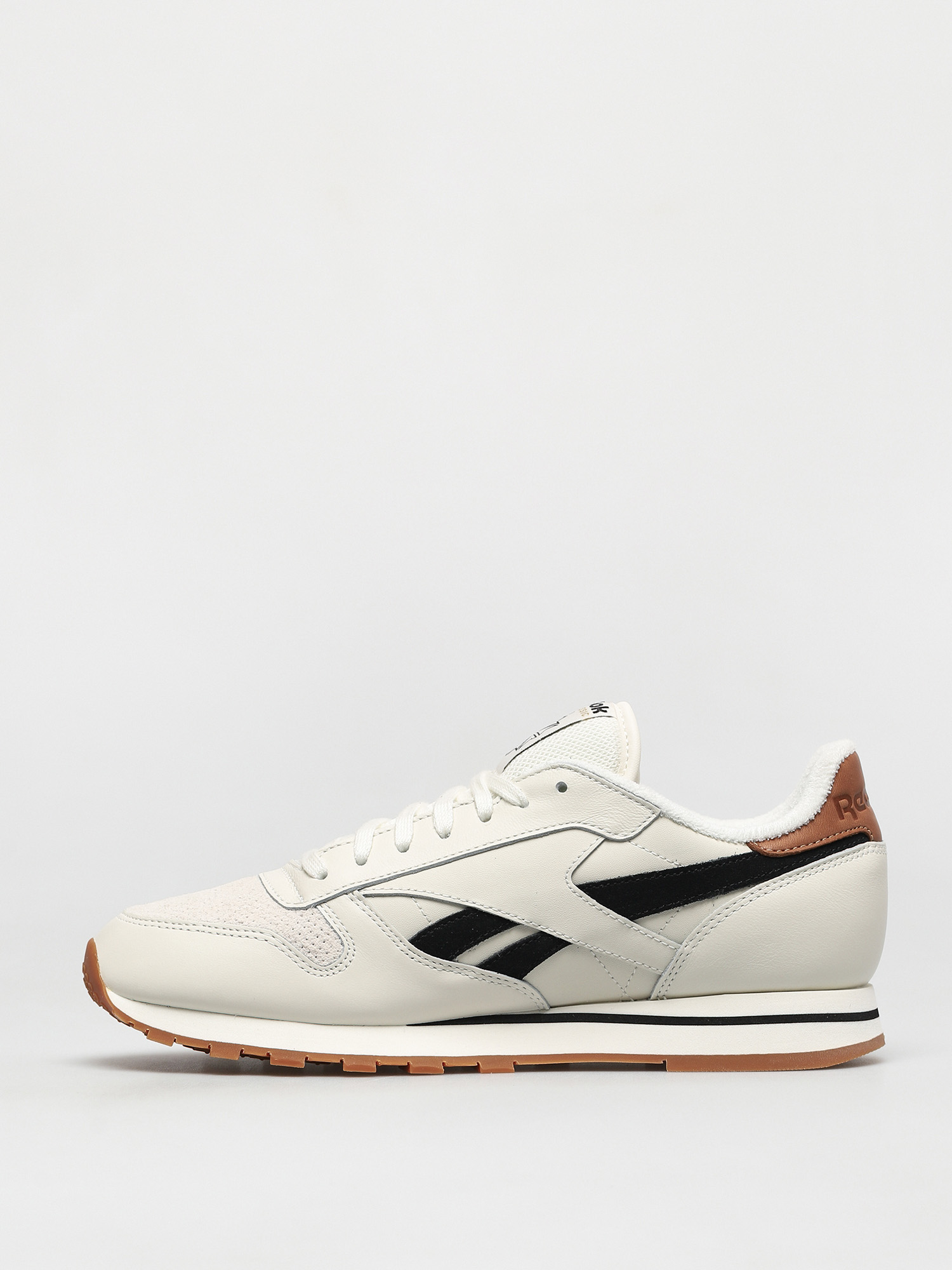 reebok ou nike