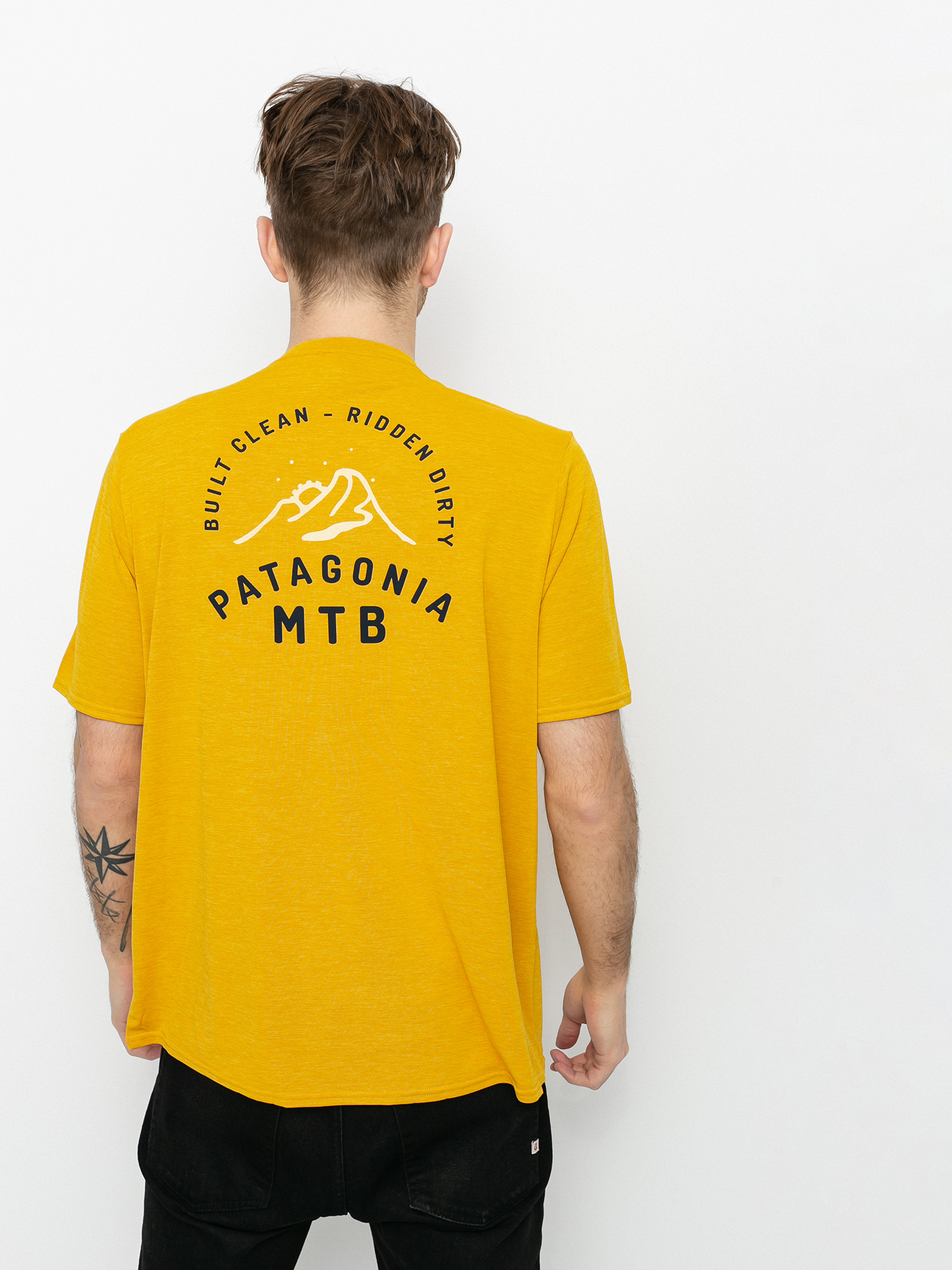 Patagonia Cap Cool Daily Graphic T-shirt (mtb crest/hawk gold x dye)