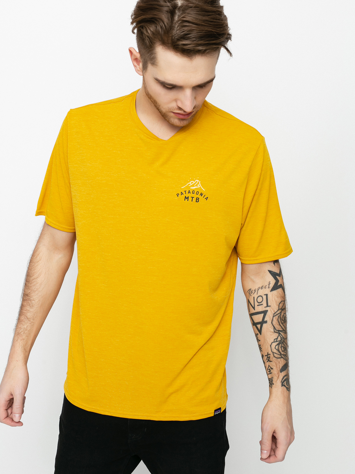 Patagonia Cap Cool Daily Graphic T-shirt (mtb crest/hawk gold x dye)