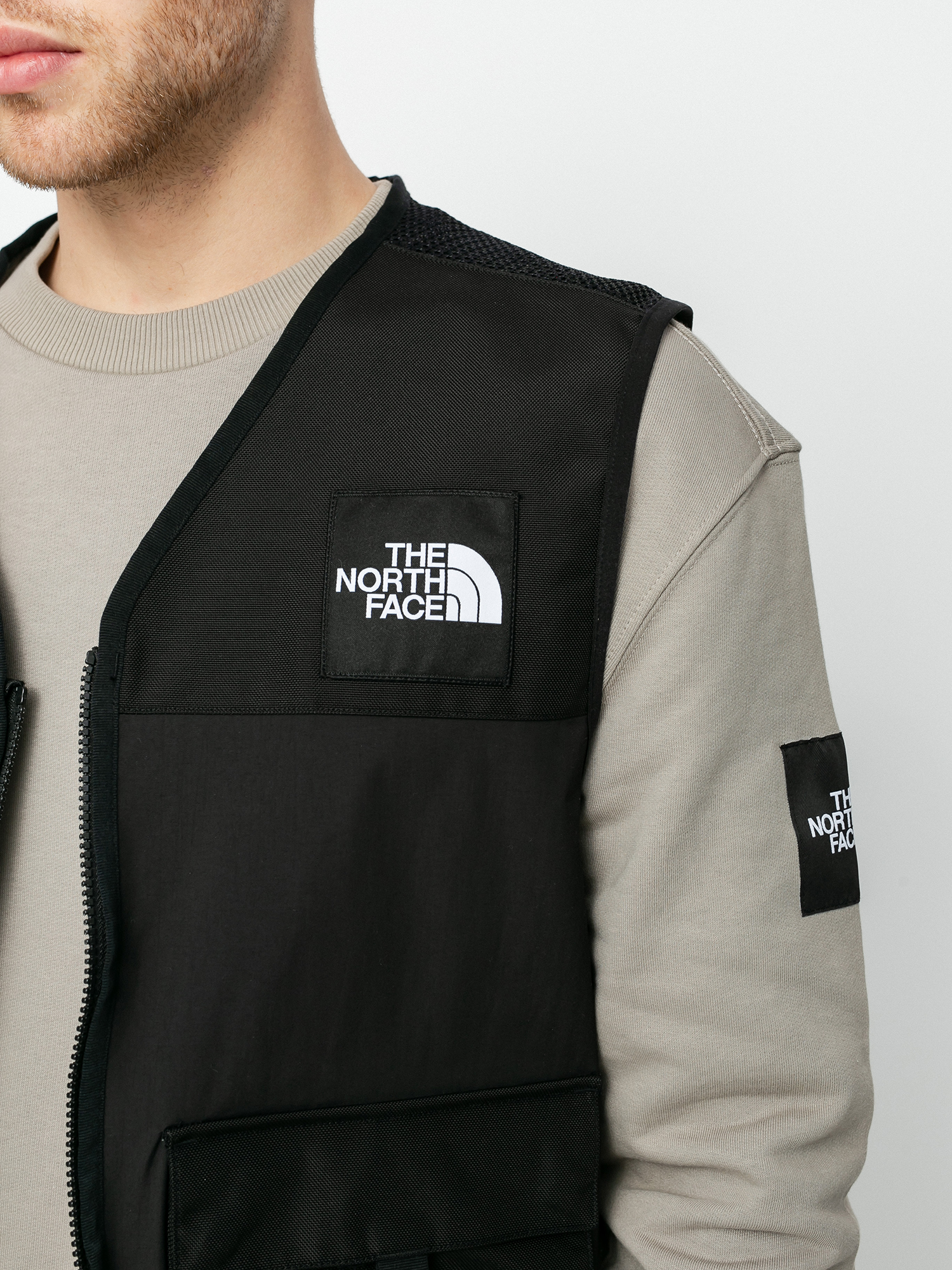 The North Face Black Box Utility Vest Jacket (tnf black)