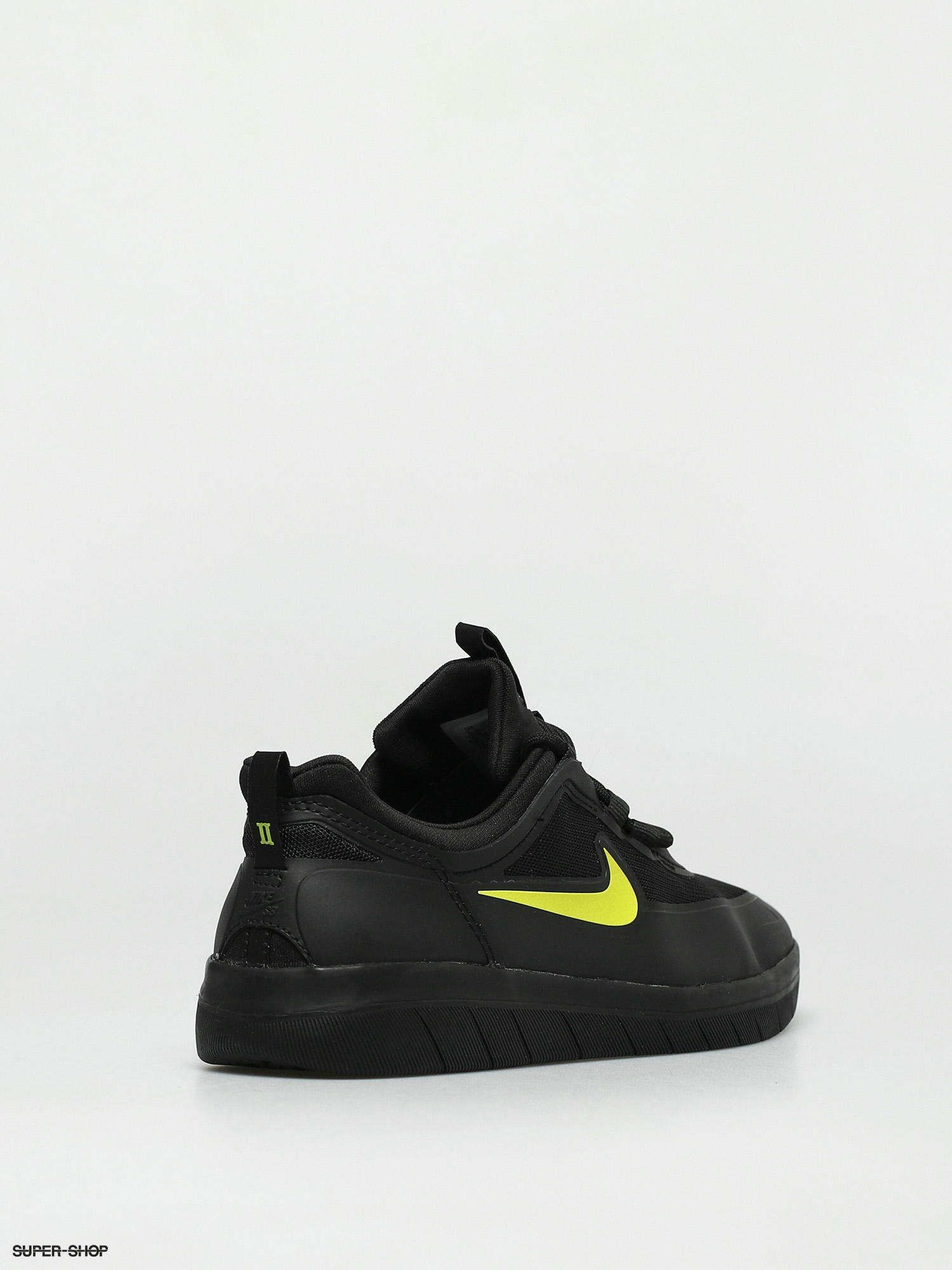 Nike SB Nyjah Free 2 Shoes (black/cyber black black)
