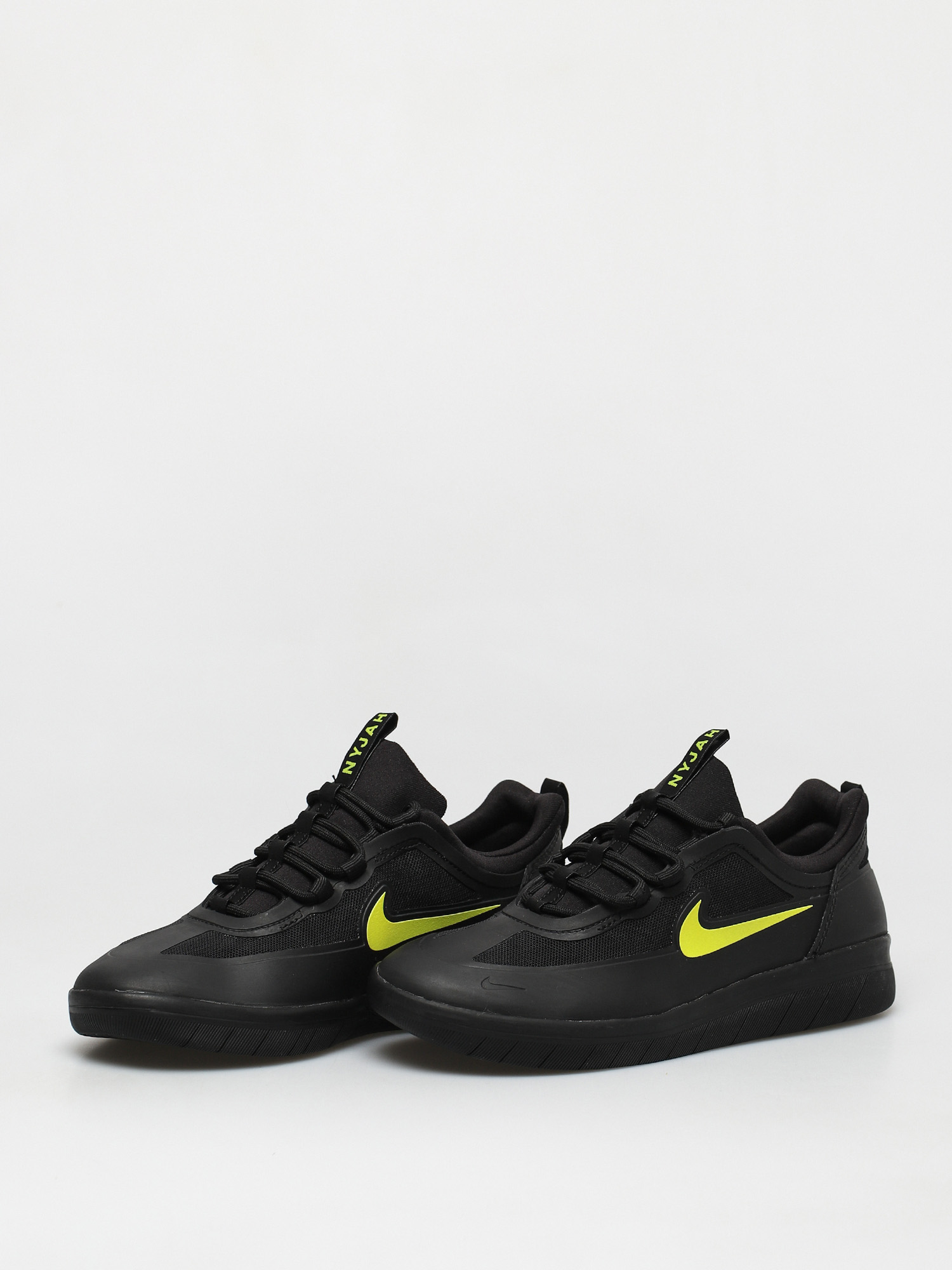 Nike SB Nyjah Free 2 Shoes (black/cyber black black)