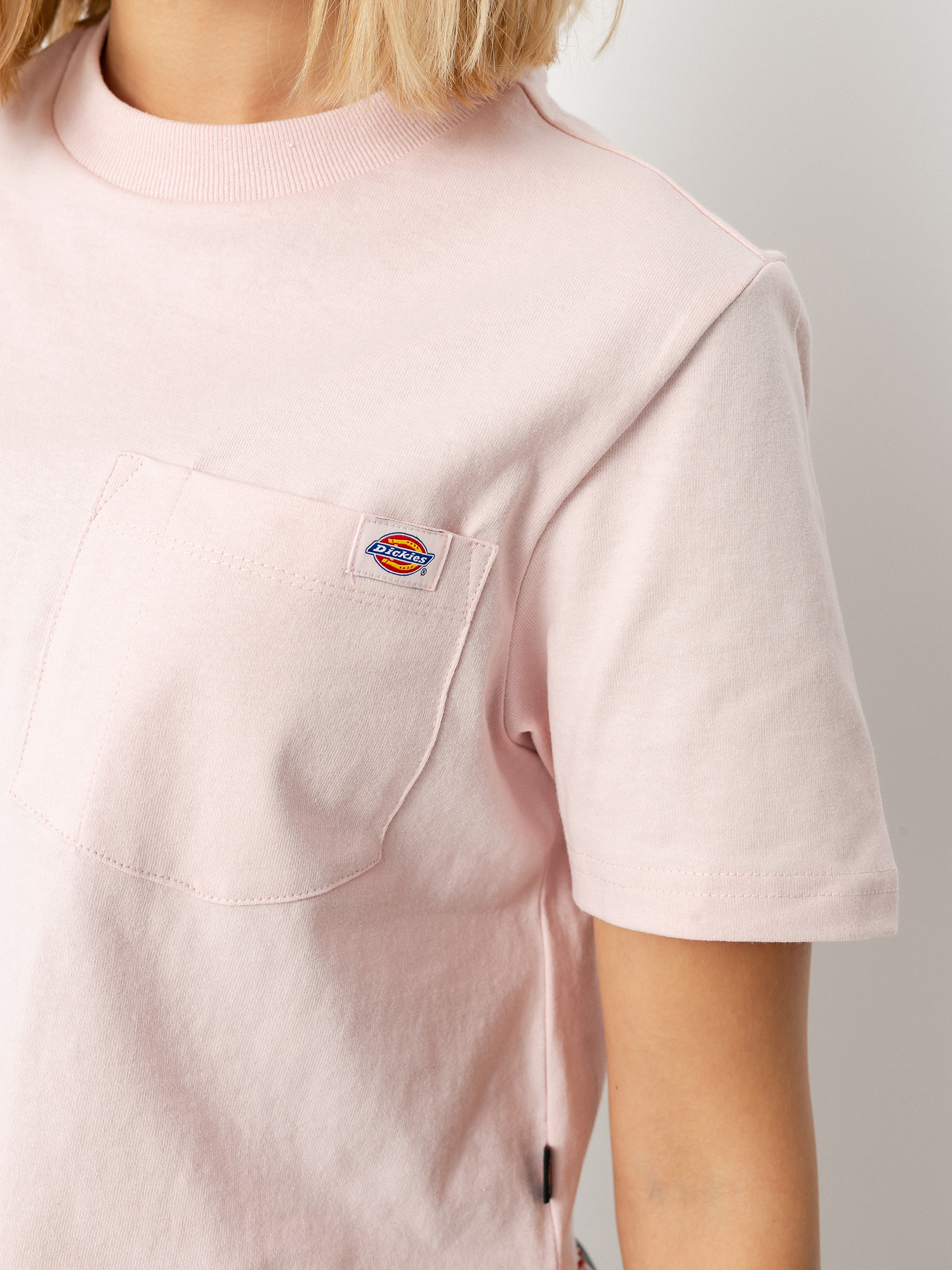 Dickies Porterdale Crop T-shirt Wmn (light pink)