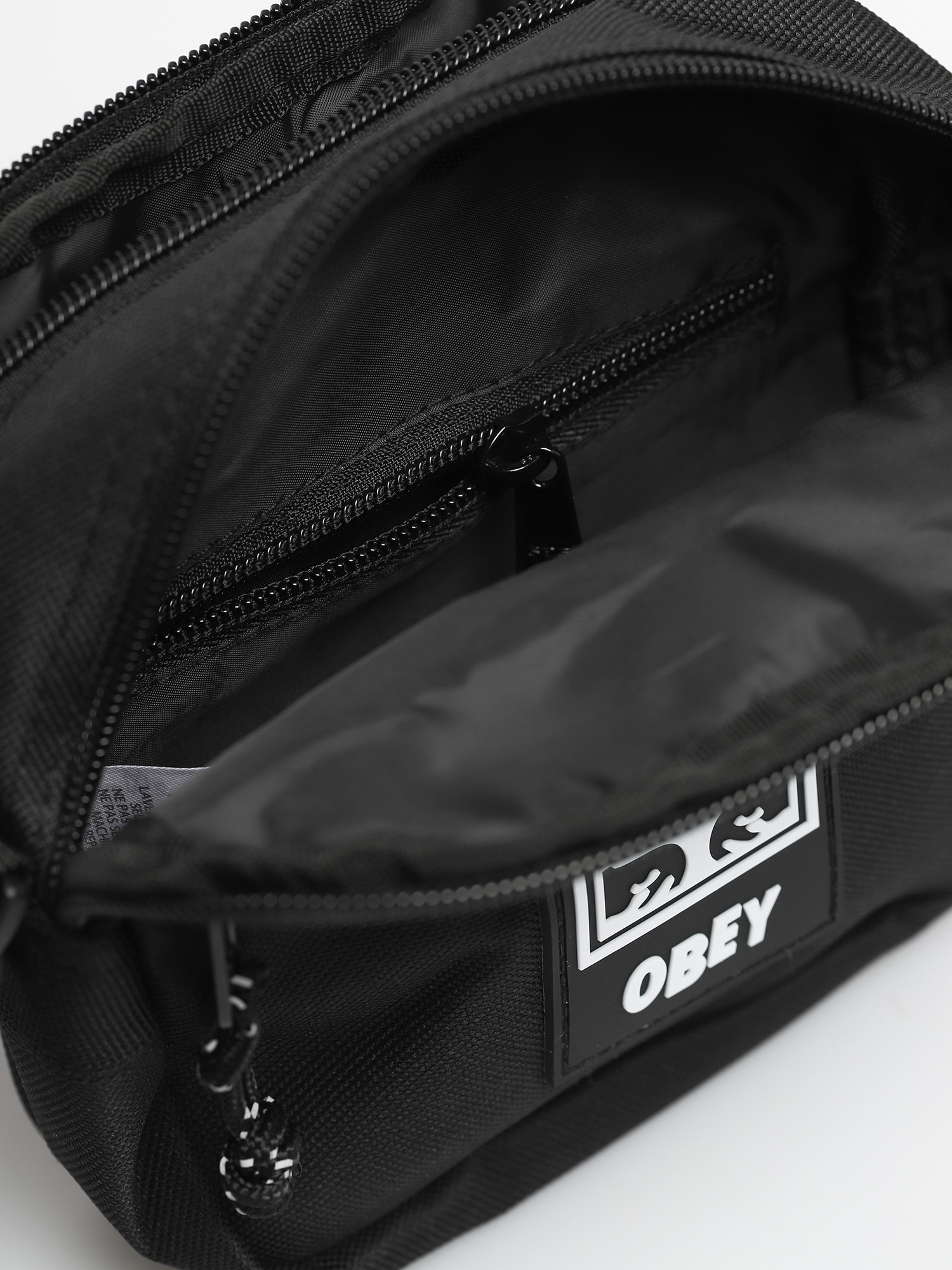 OBEY Conditions Traveler III Bag (black)