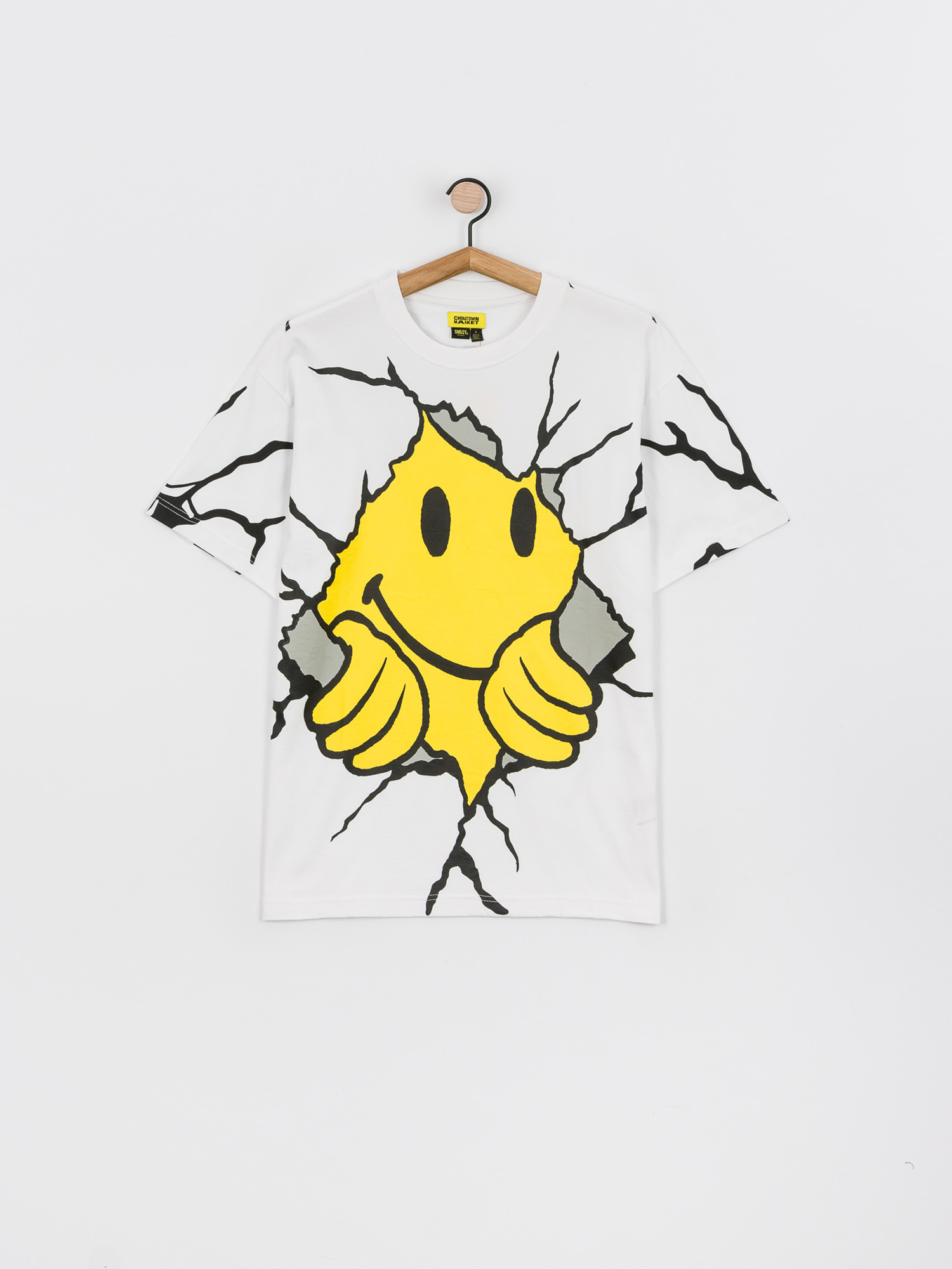 Chinatown Market Smiley Dry Wall Breaker T-shirt (white)