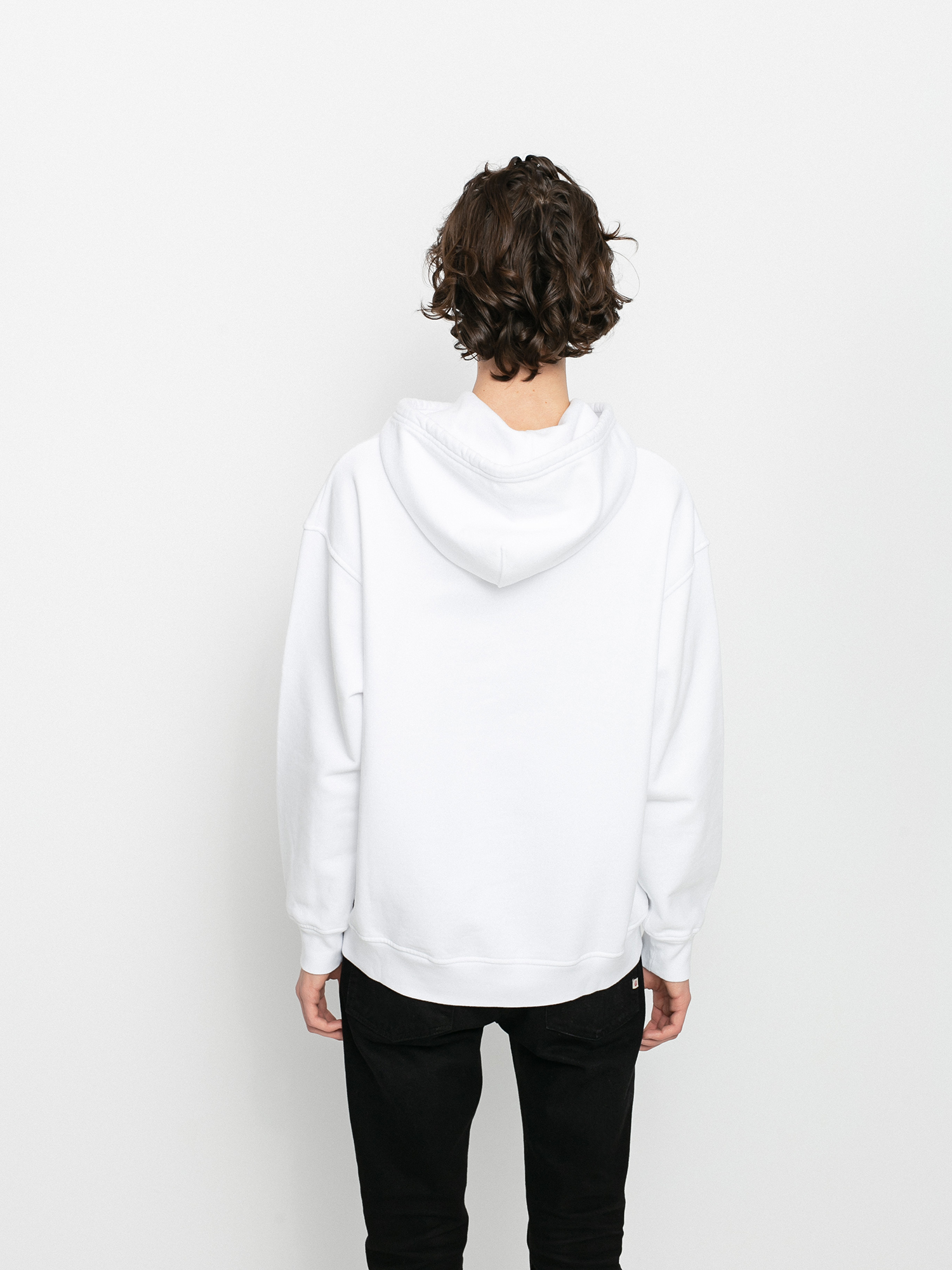 white levis sweater