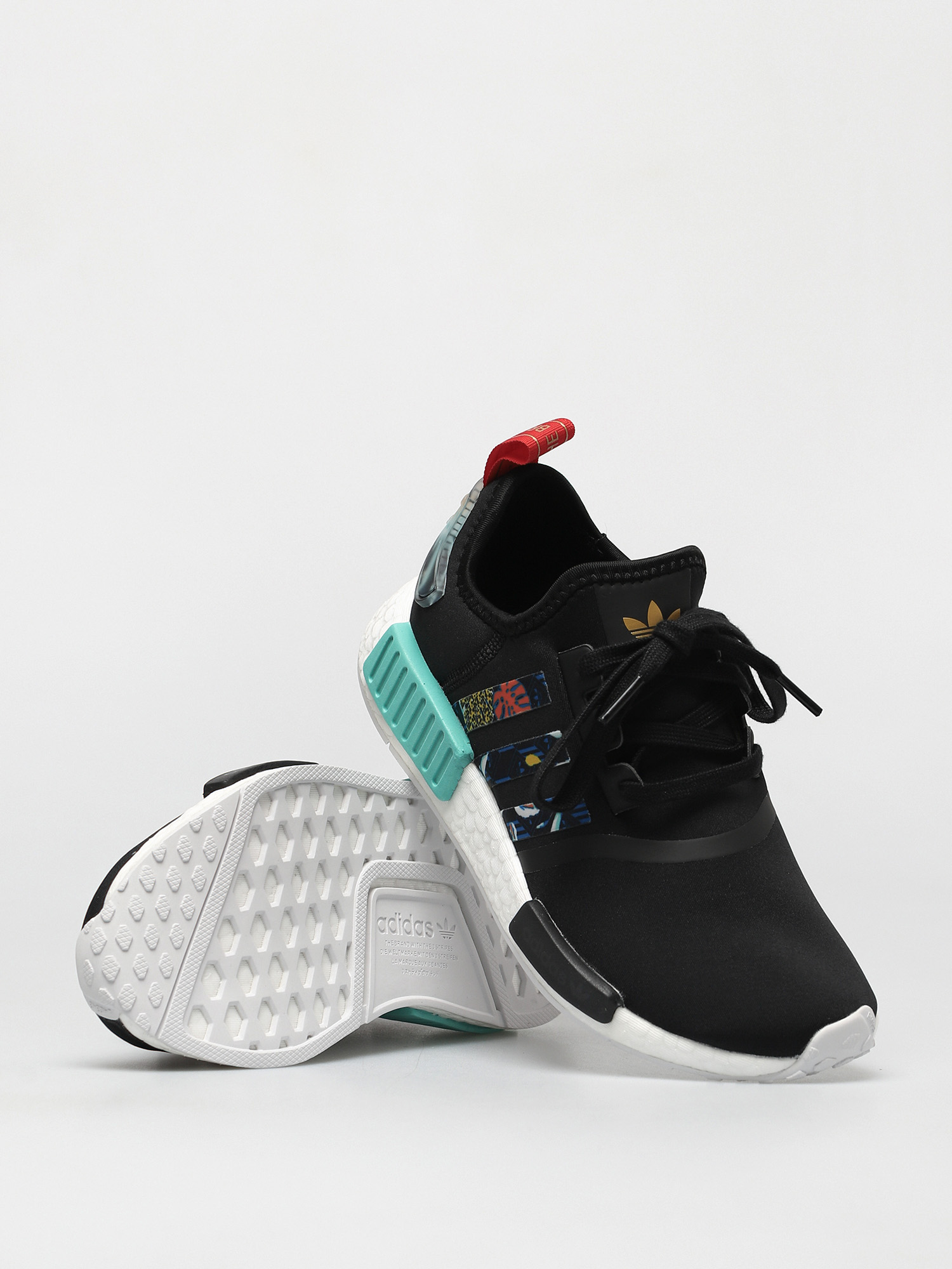 adidas Originals Nmd R1 Shoes Wmn (cblack/supcol/acimin)