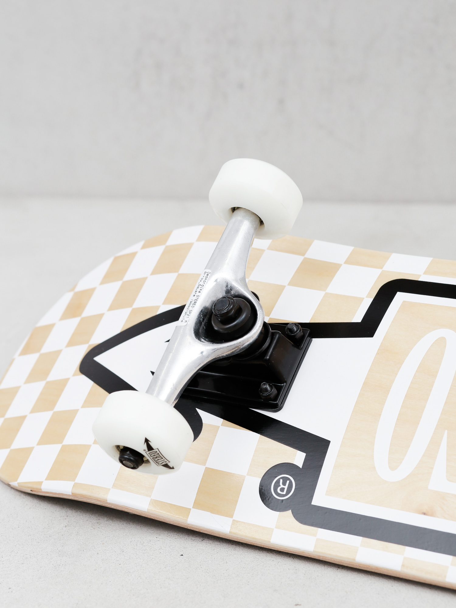 Stereo Arrow Square Skateboard (wood/white)