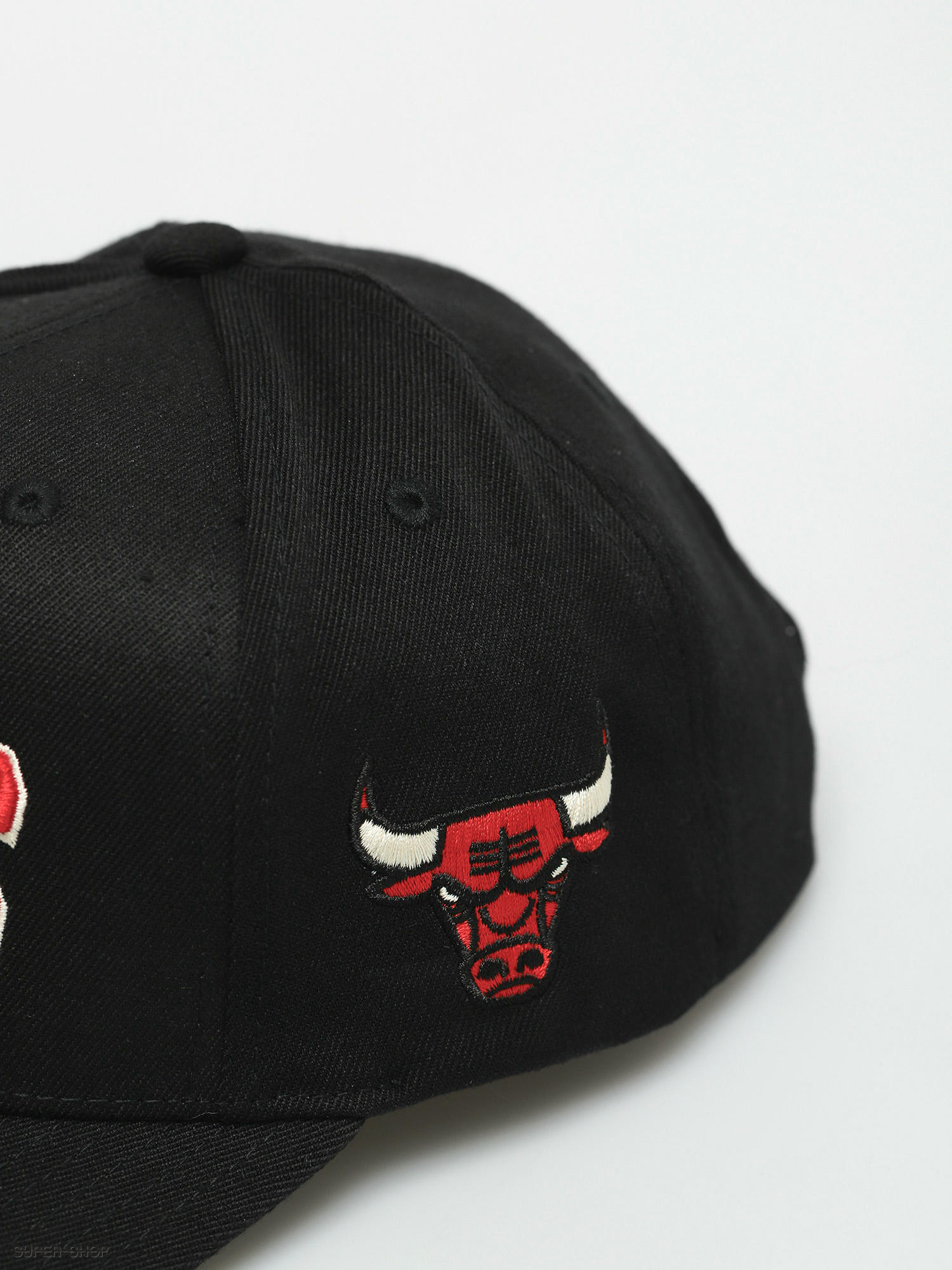 Mitchell & Ness The Champ Redline ZD Cap (chicago bulls/black)