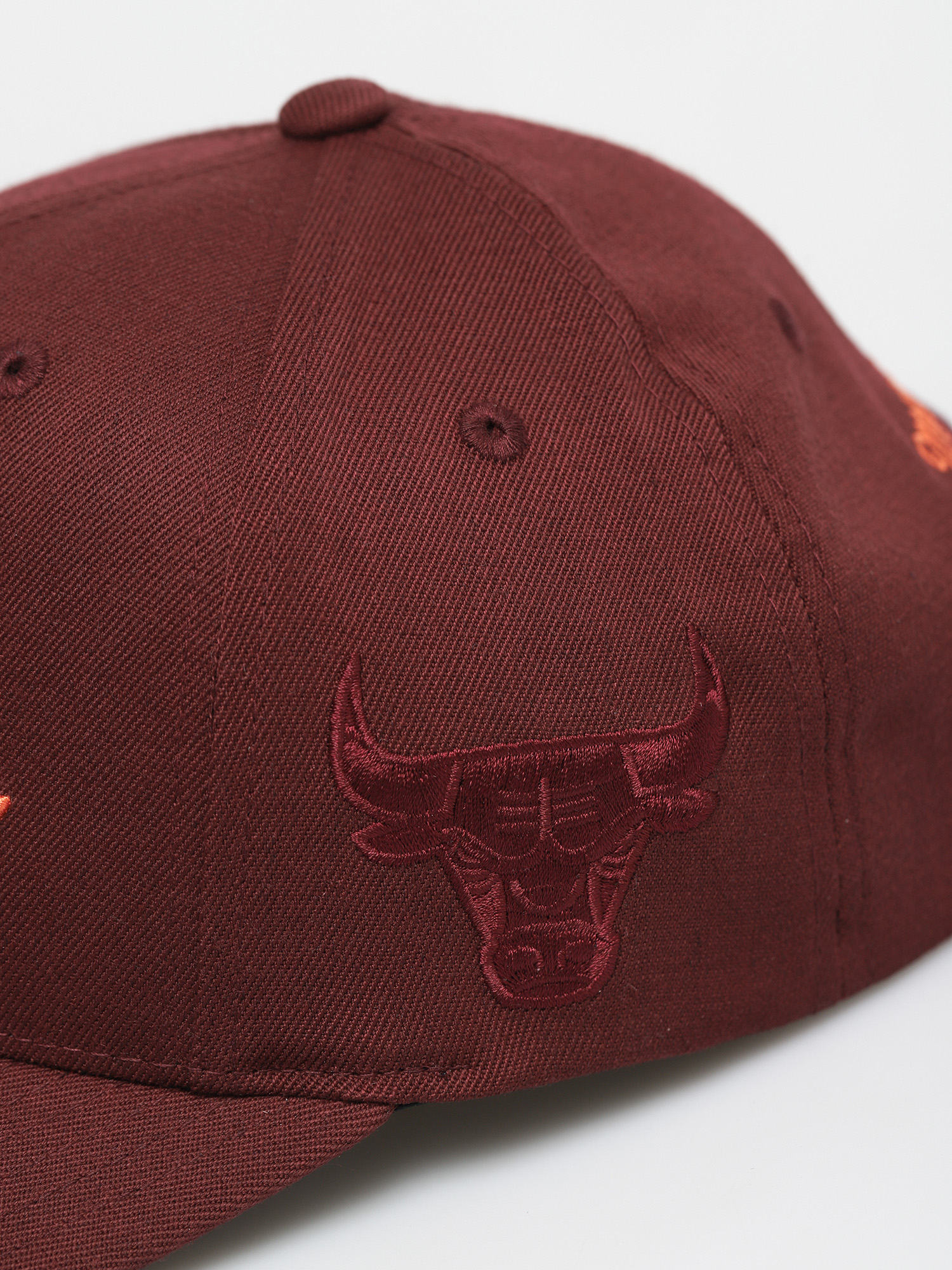 chicago bulls mitchell and ness cap