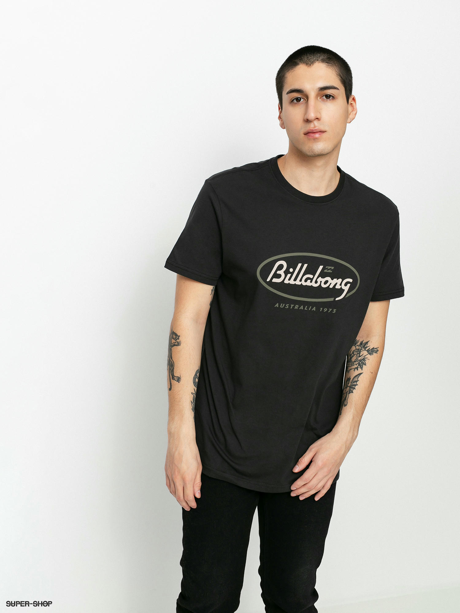 black billabong t shirt