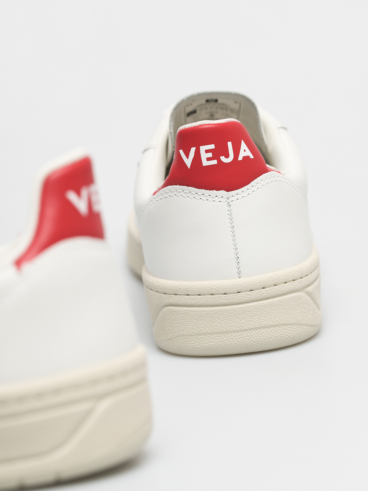 Veja V-10 Schuhe (leather extra white nautico pekin)
