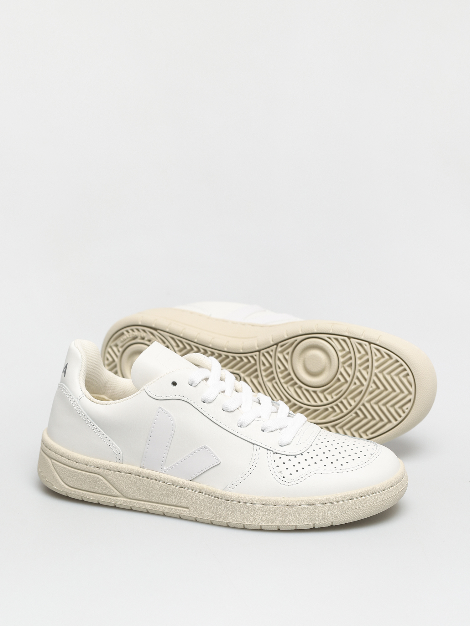 Veja V-10 Shoes Wmn (leather extra white)