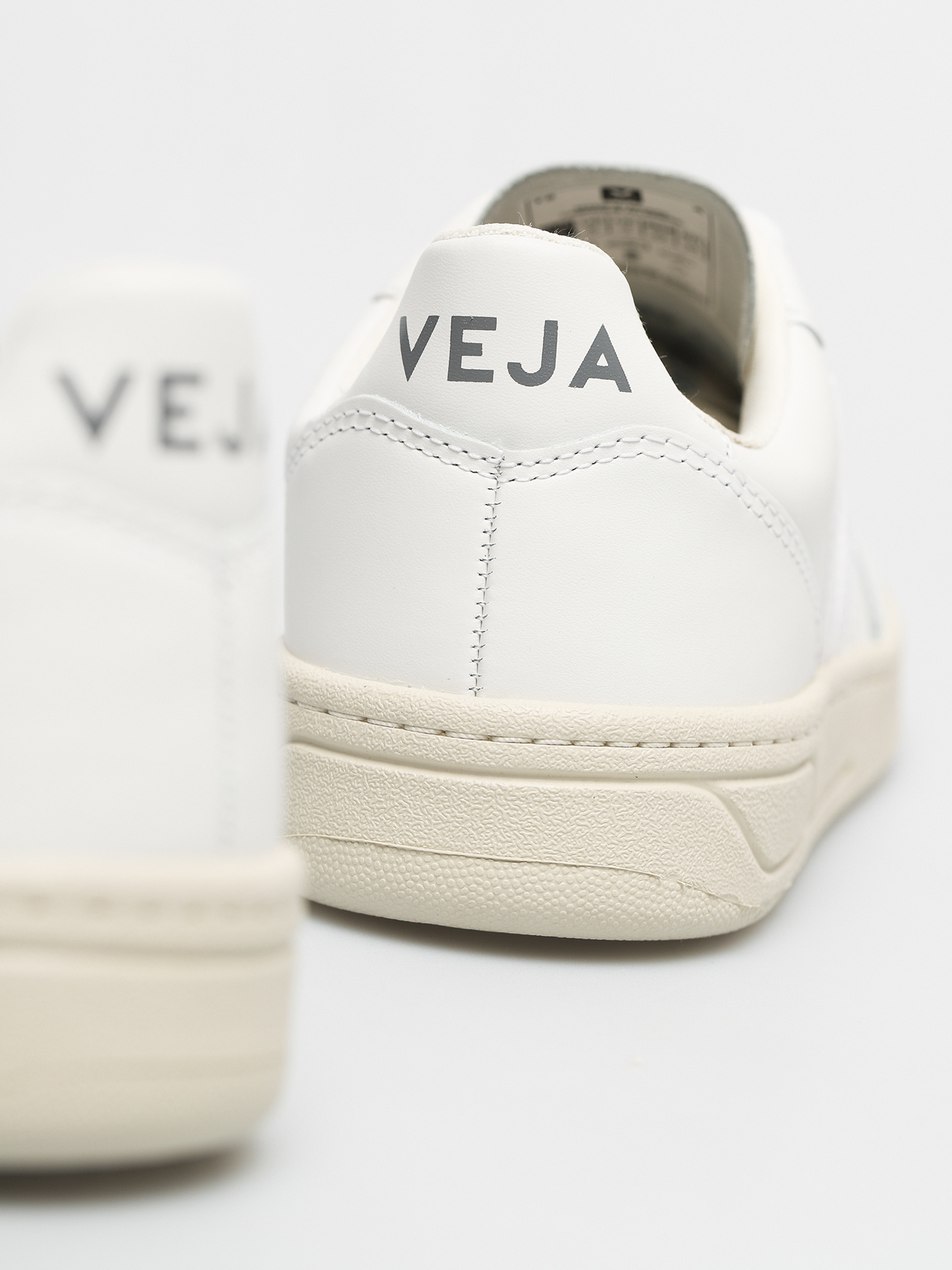 Veja V-10 Shoes Wmn (leather extra white)