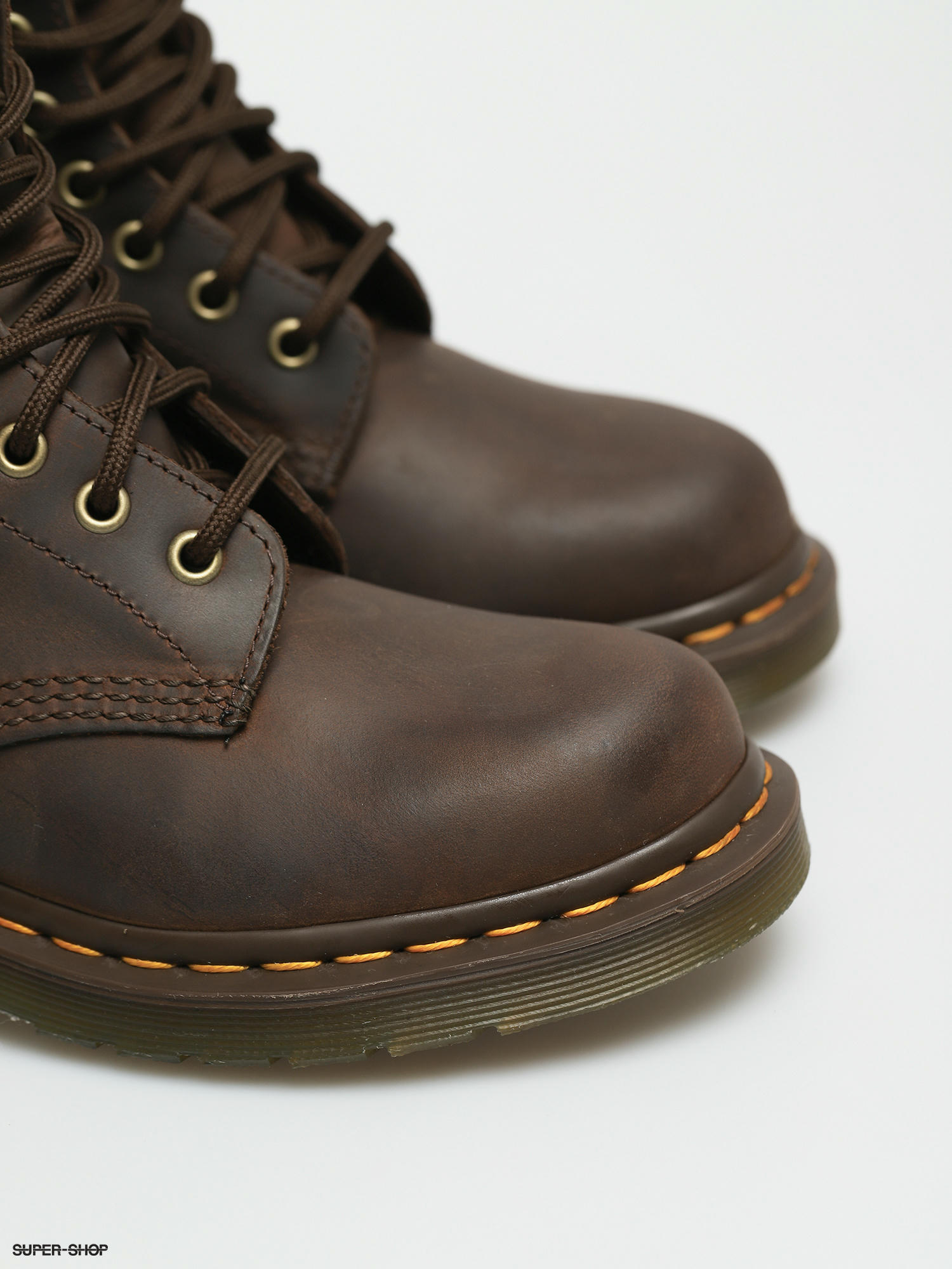 Dr martens 2025 1460 gaucho