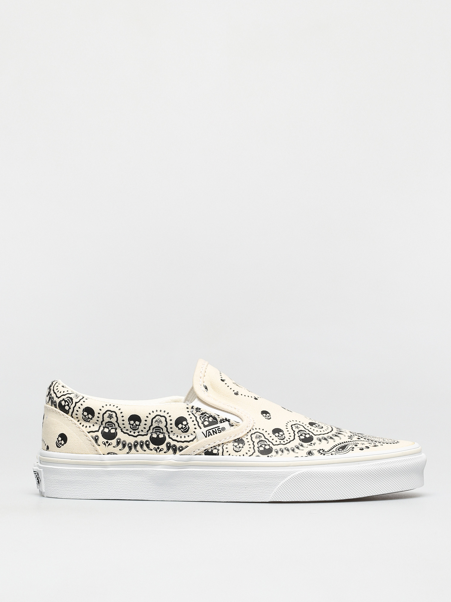 Vans Classic Slip On Shoes (bandana classic white/black)