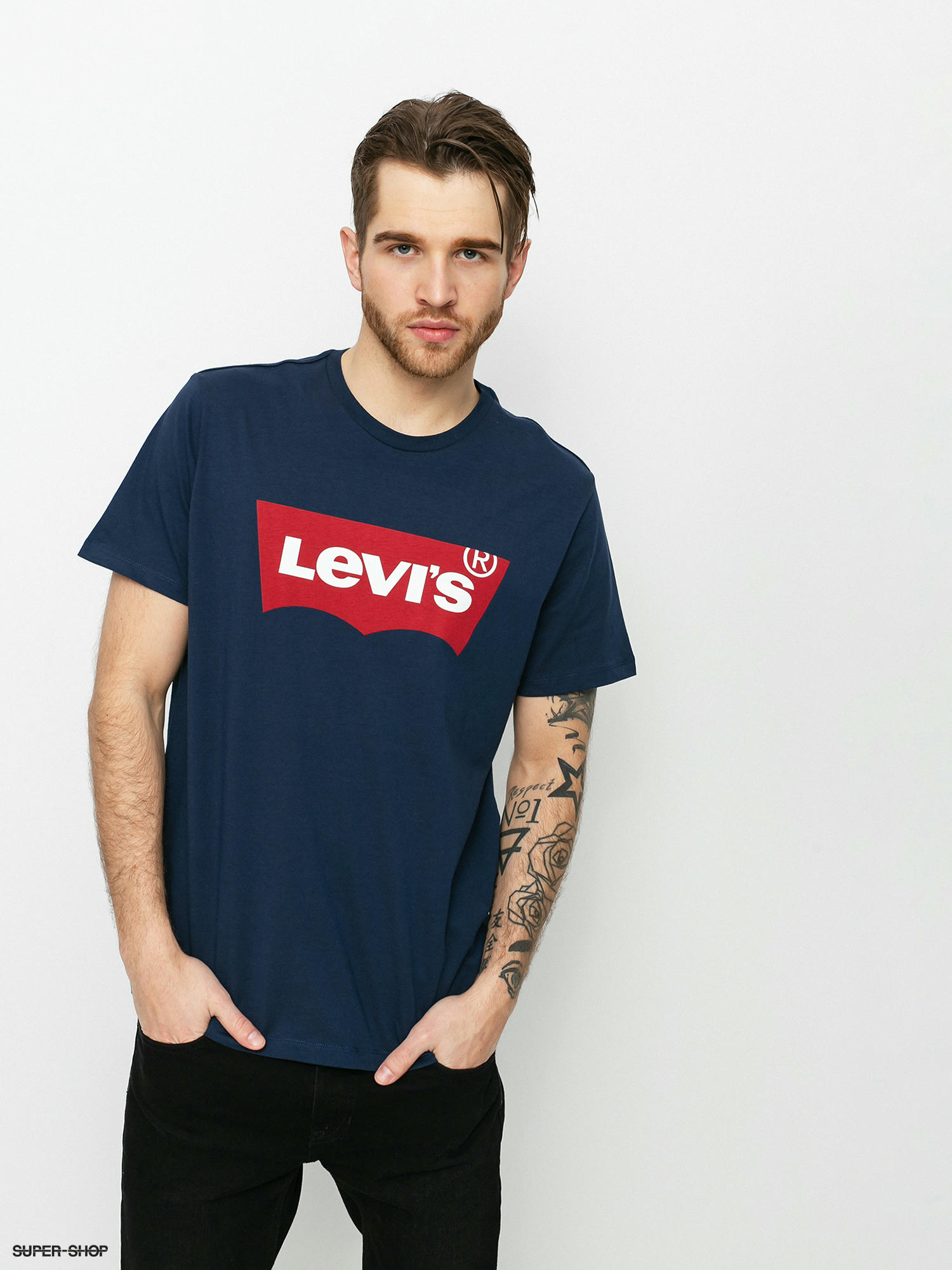 levi's graphic shirt