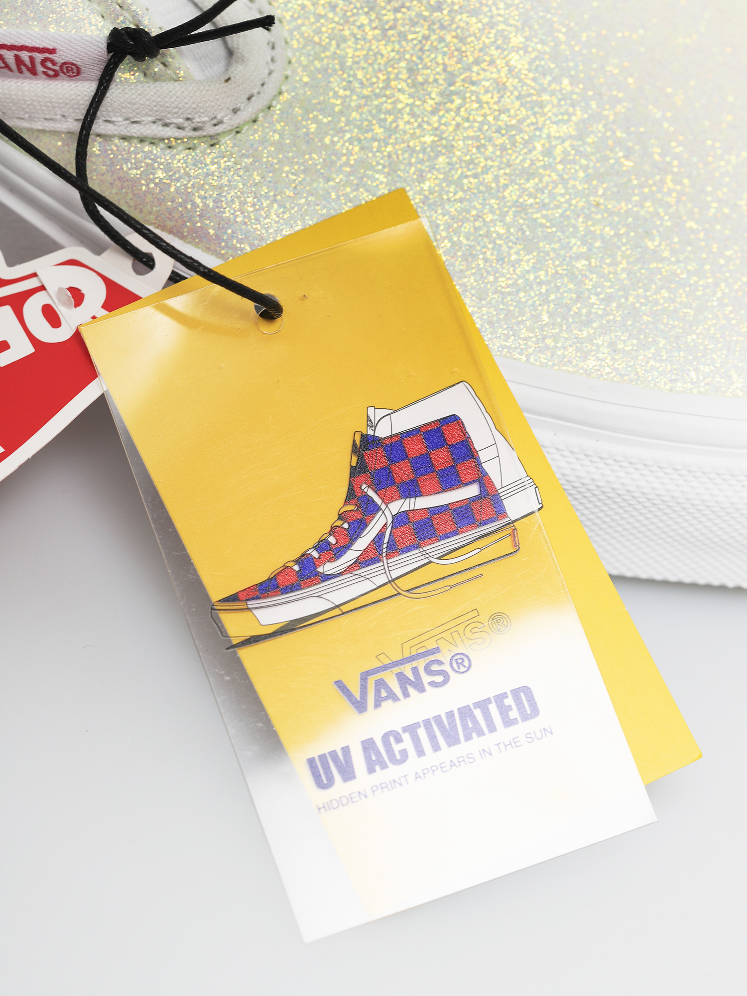 Vans Classic Slip On Shoes (uv glitter pink/true white)