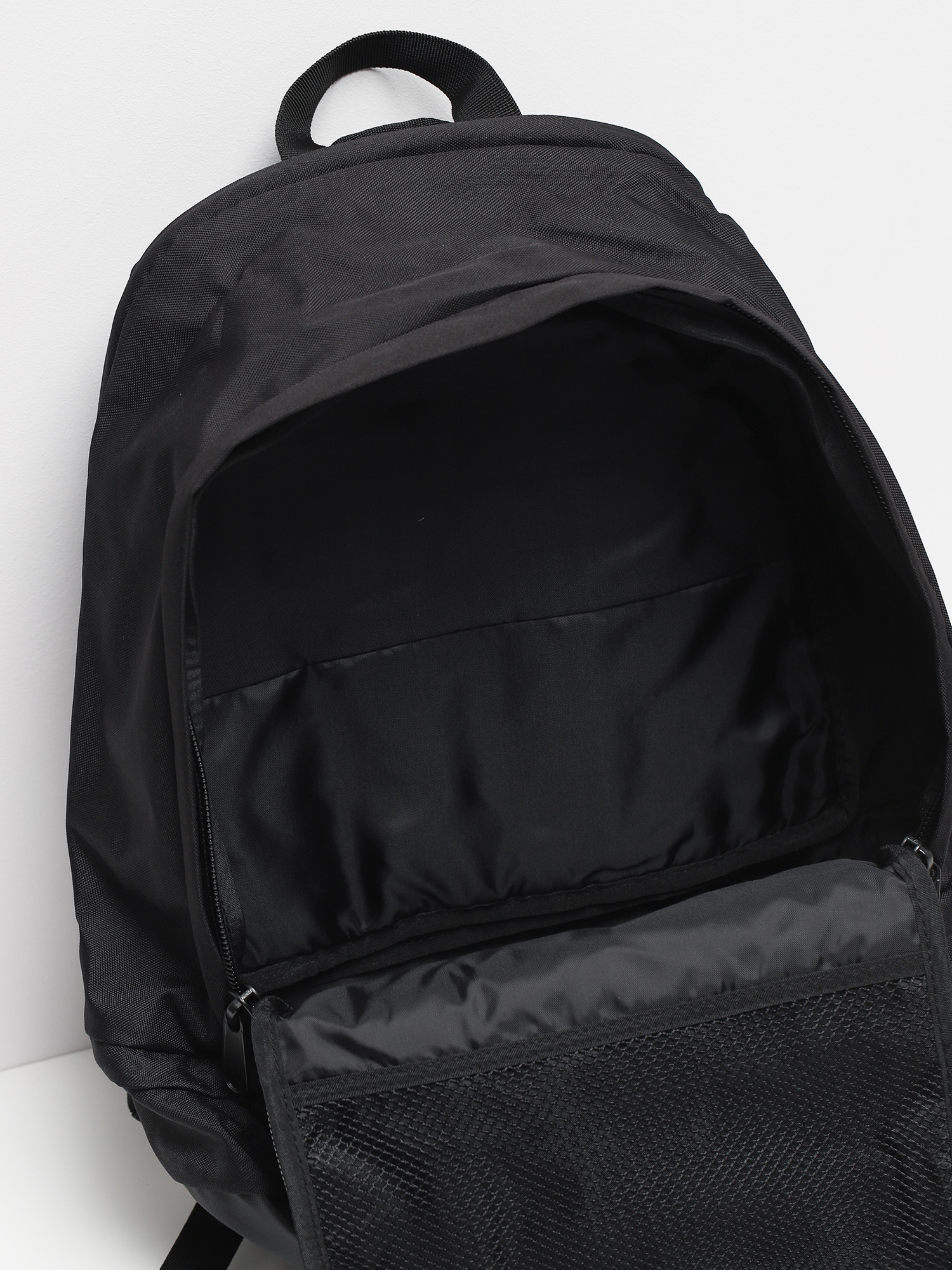 transport black backpack