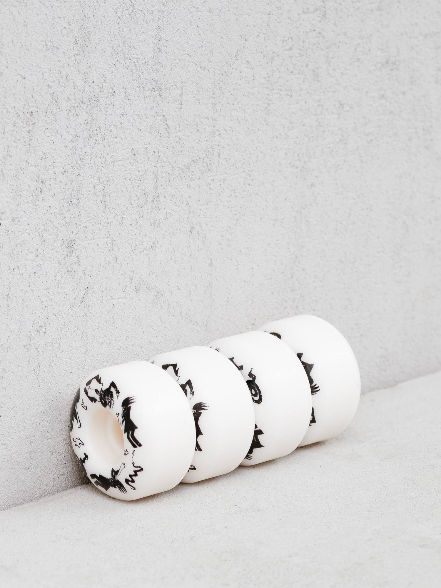 Girl Skateboard Kokopelli Staple Wheels (white/black)