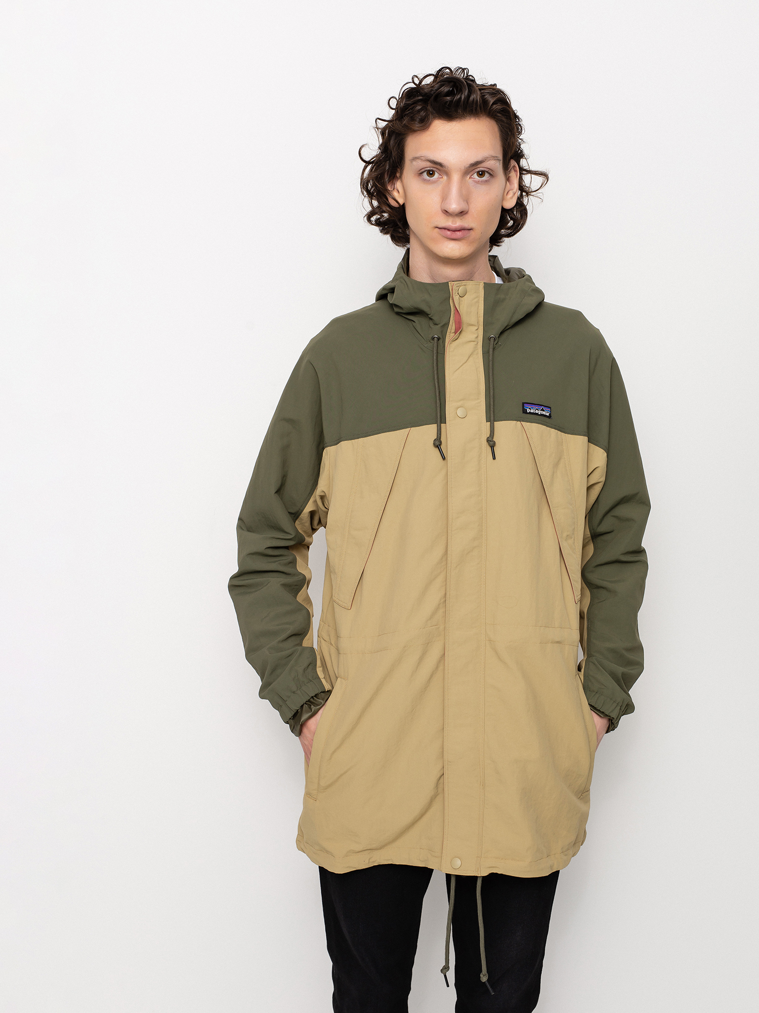 Patagonia Recycled Nylon Parka Jacket (classic tan)