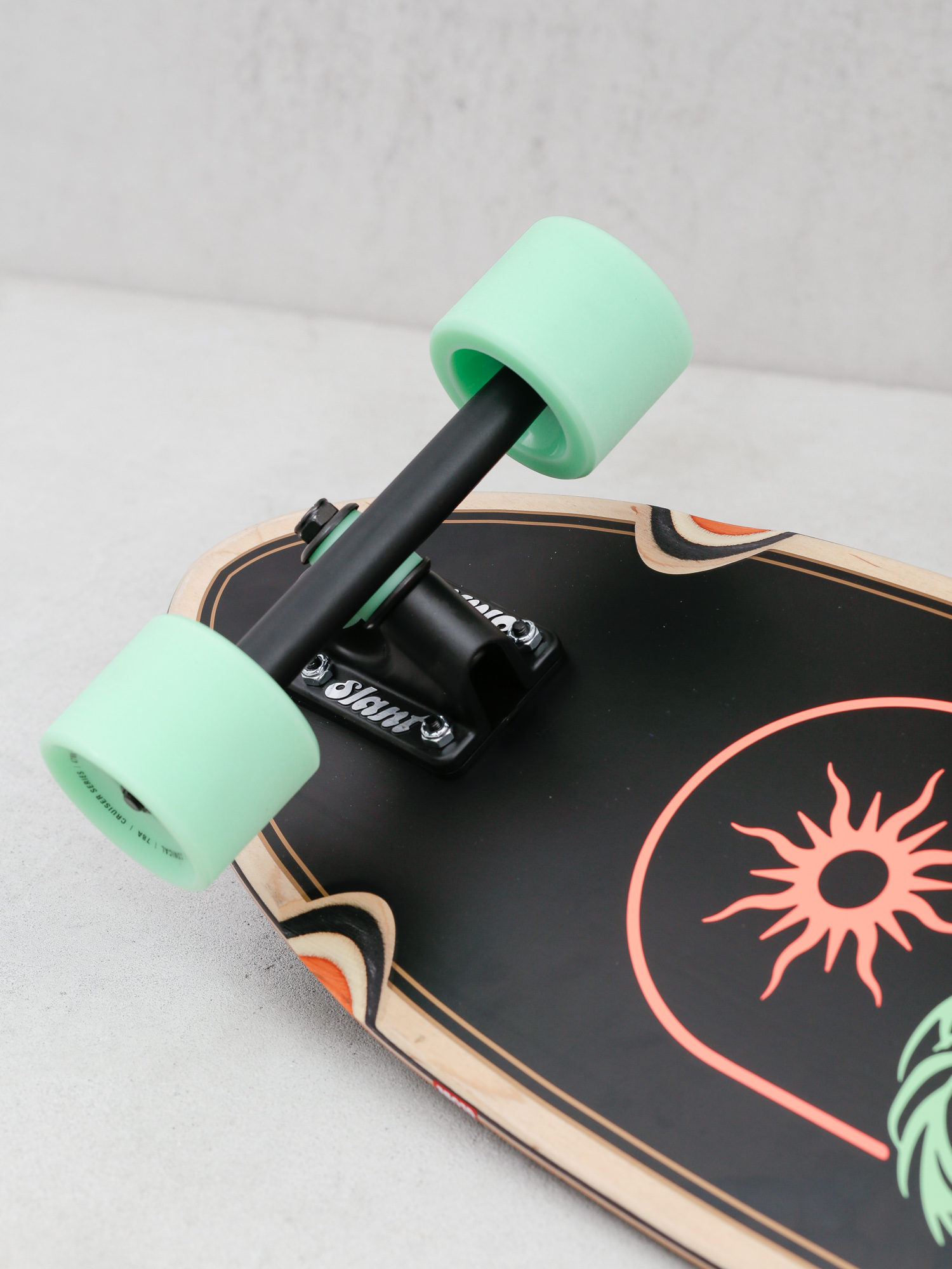 Globe The All Time Longboard (skewered)