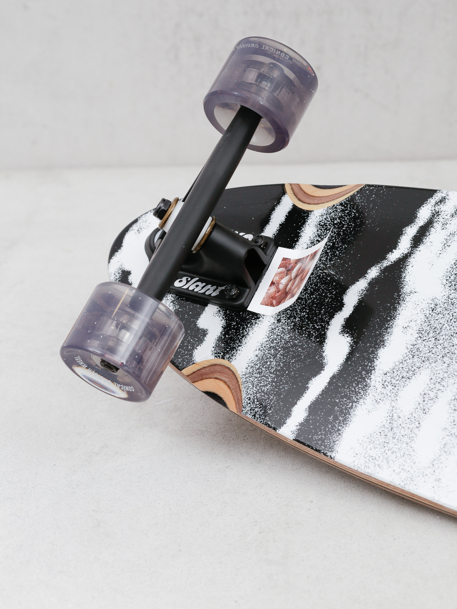 Globe Pinner Classic Longboard (coconut/black tide)