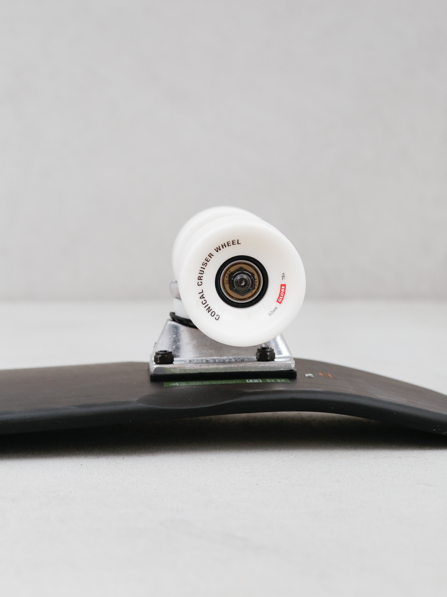 Globe Blazer Cruiser (teak/monstera)