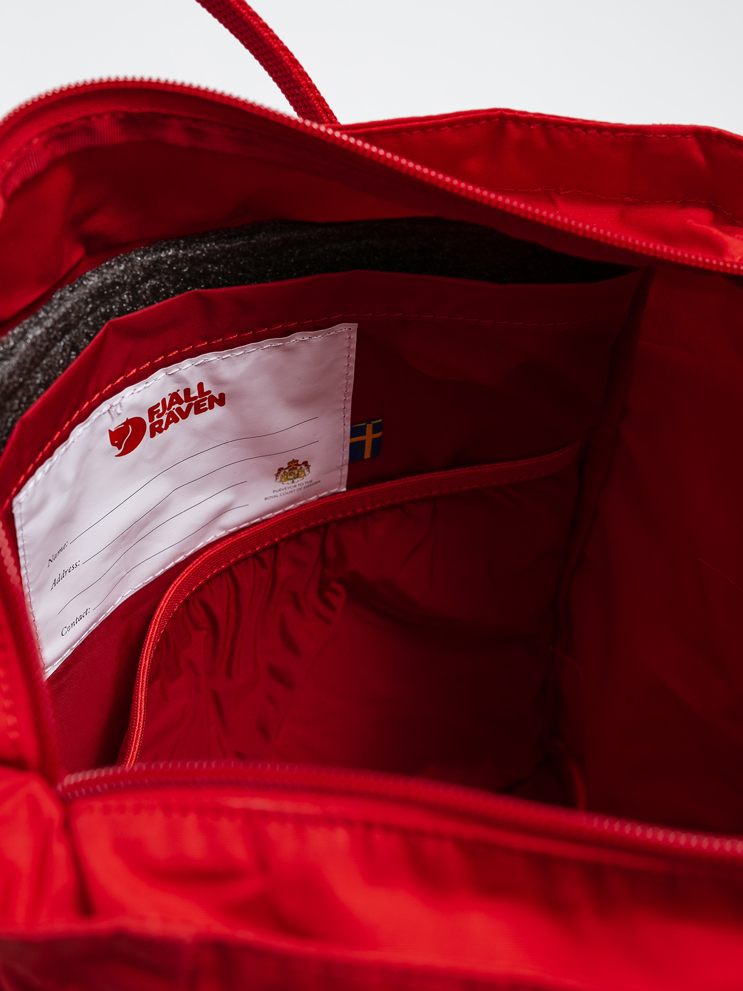 Fjallraven Kanken Totepack Bag (true red)