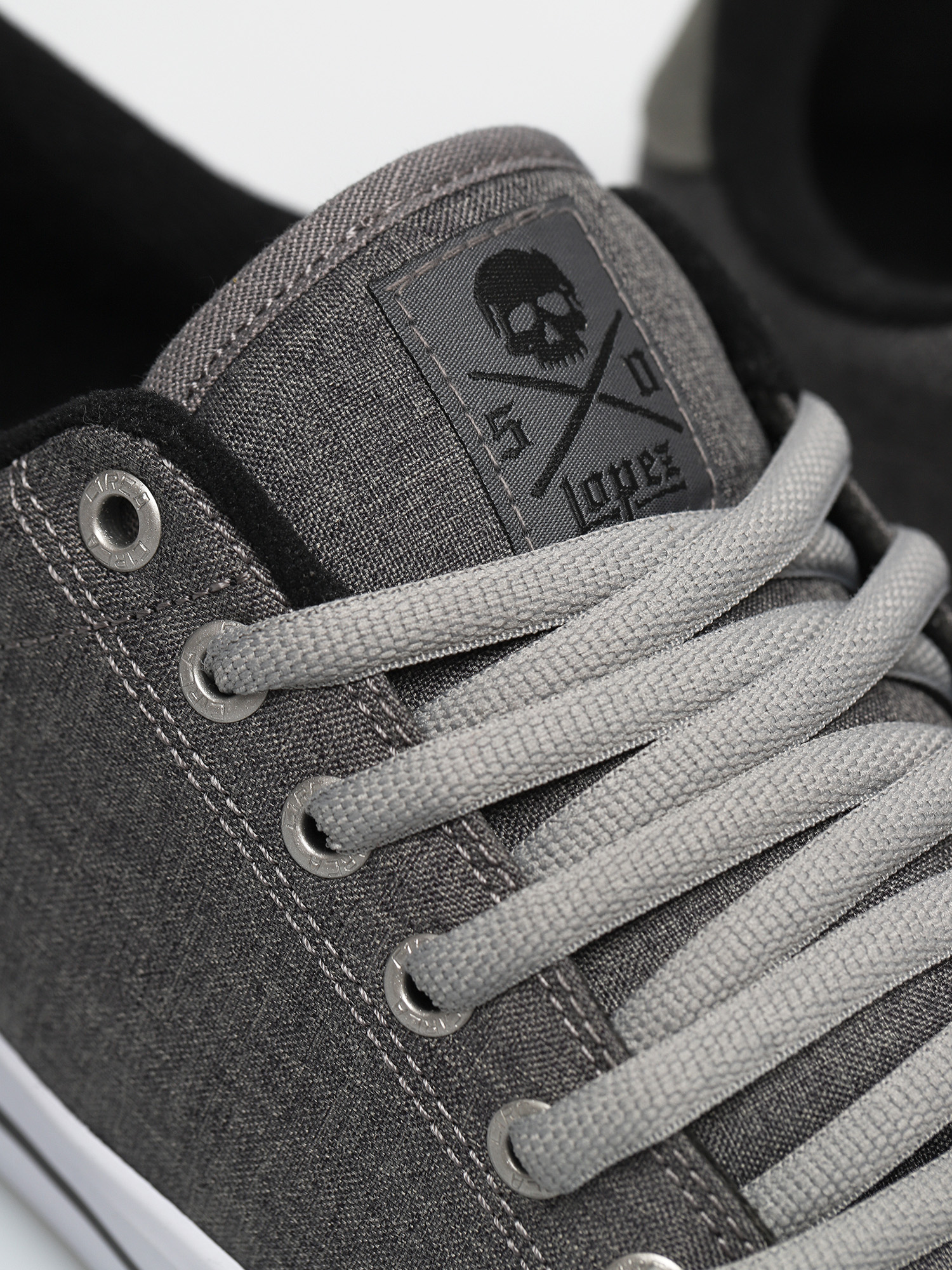 Circa Lopez 50 Shoes (charcoal/white)
