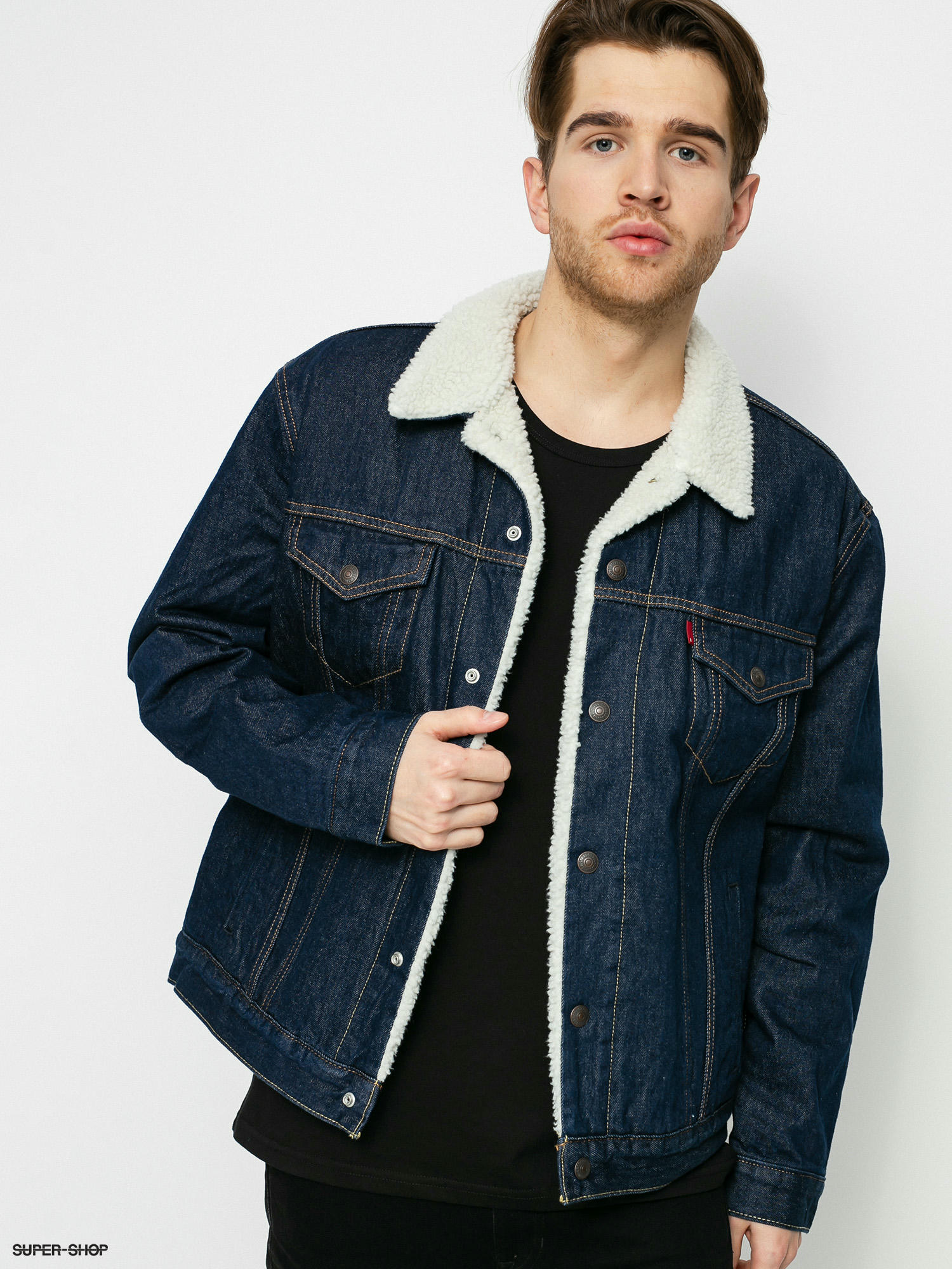 Vintage Levi's Sherpa Lined Denim Jacket | Urban Outfitters