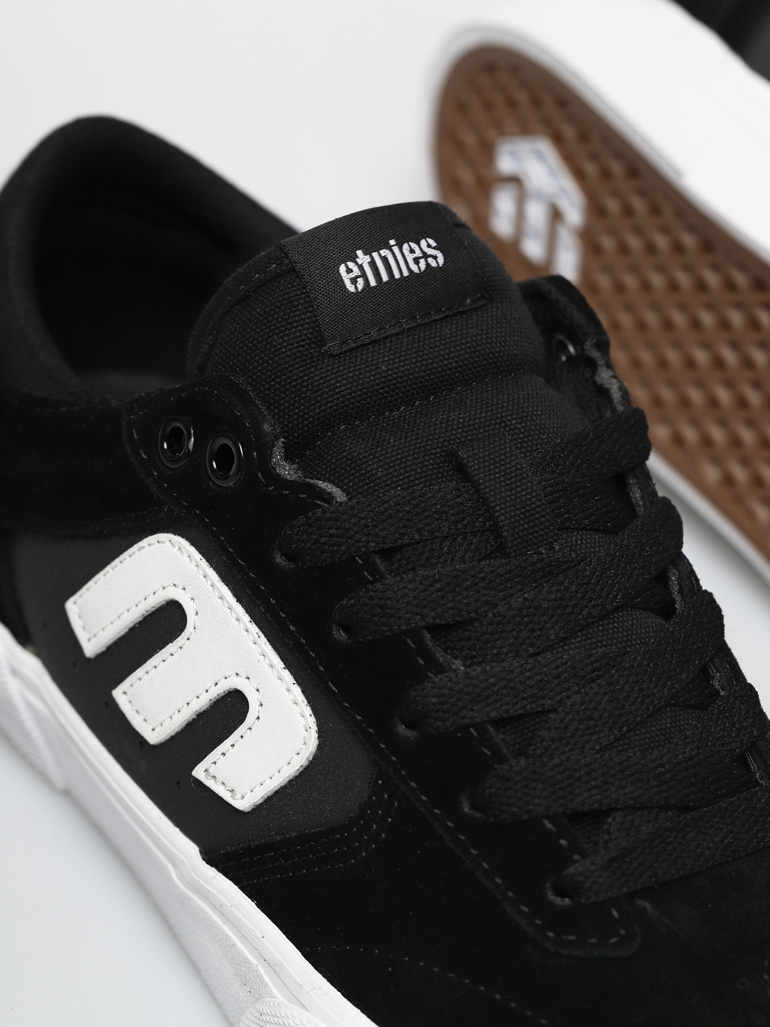 Etnies Windrow Vulc Shoes (black/white/gum)