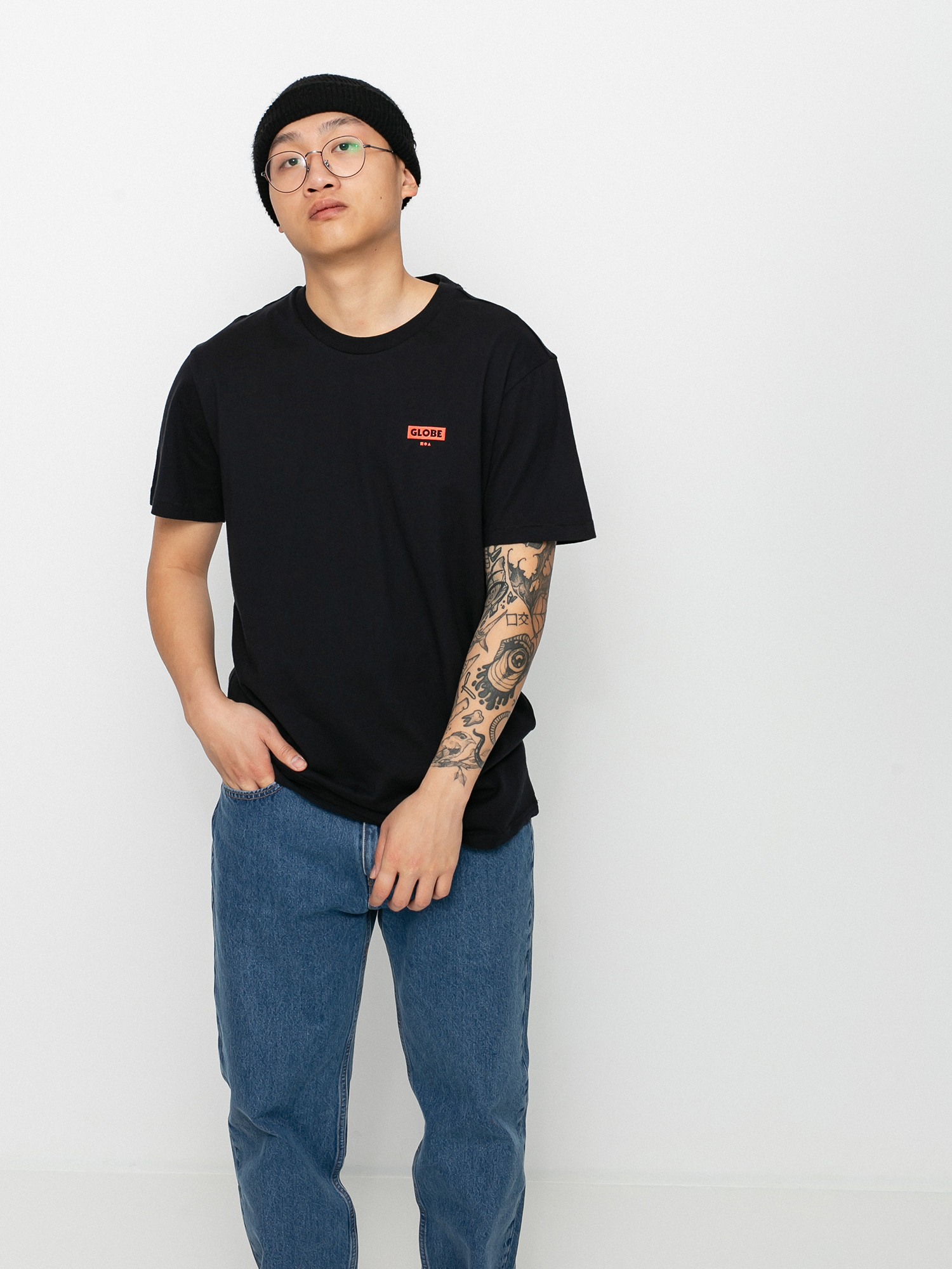 Globe Living Low Velocity T-Shirt (black)