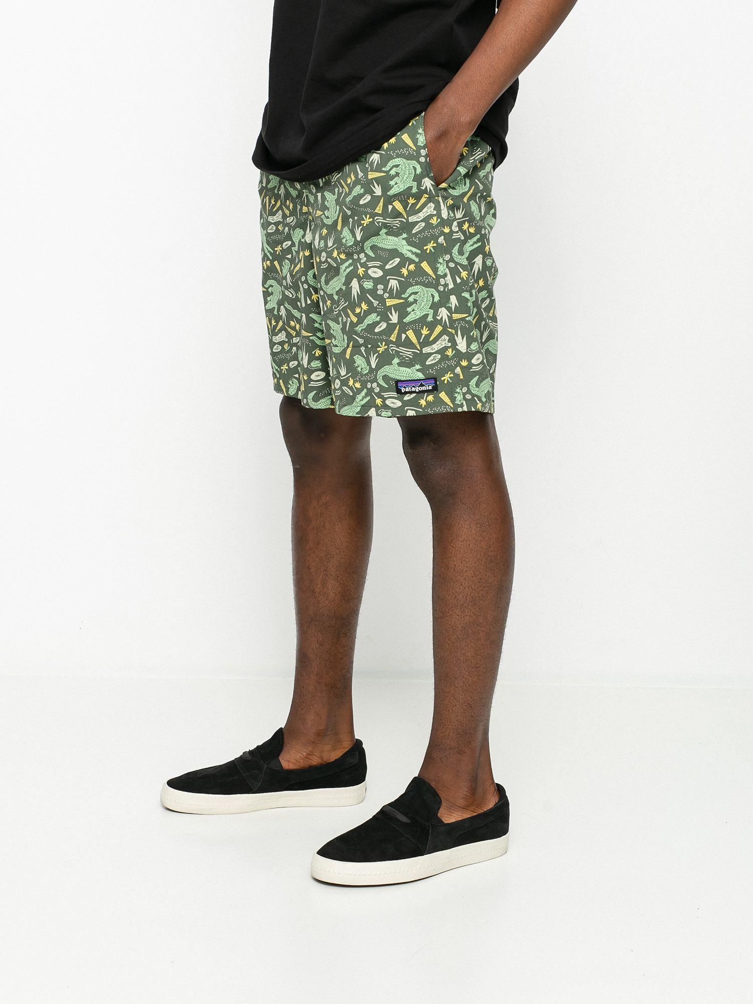 Patagonia Baggies Longs 7in Shorts (alligators and bullfrogs/kale green)